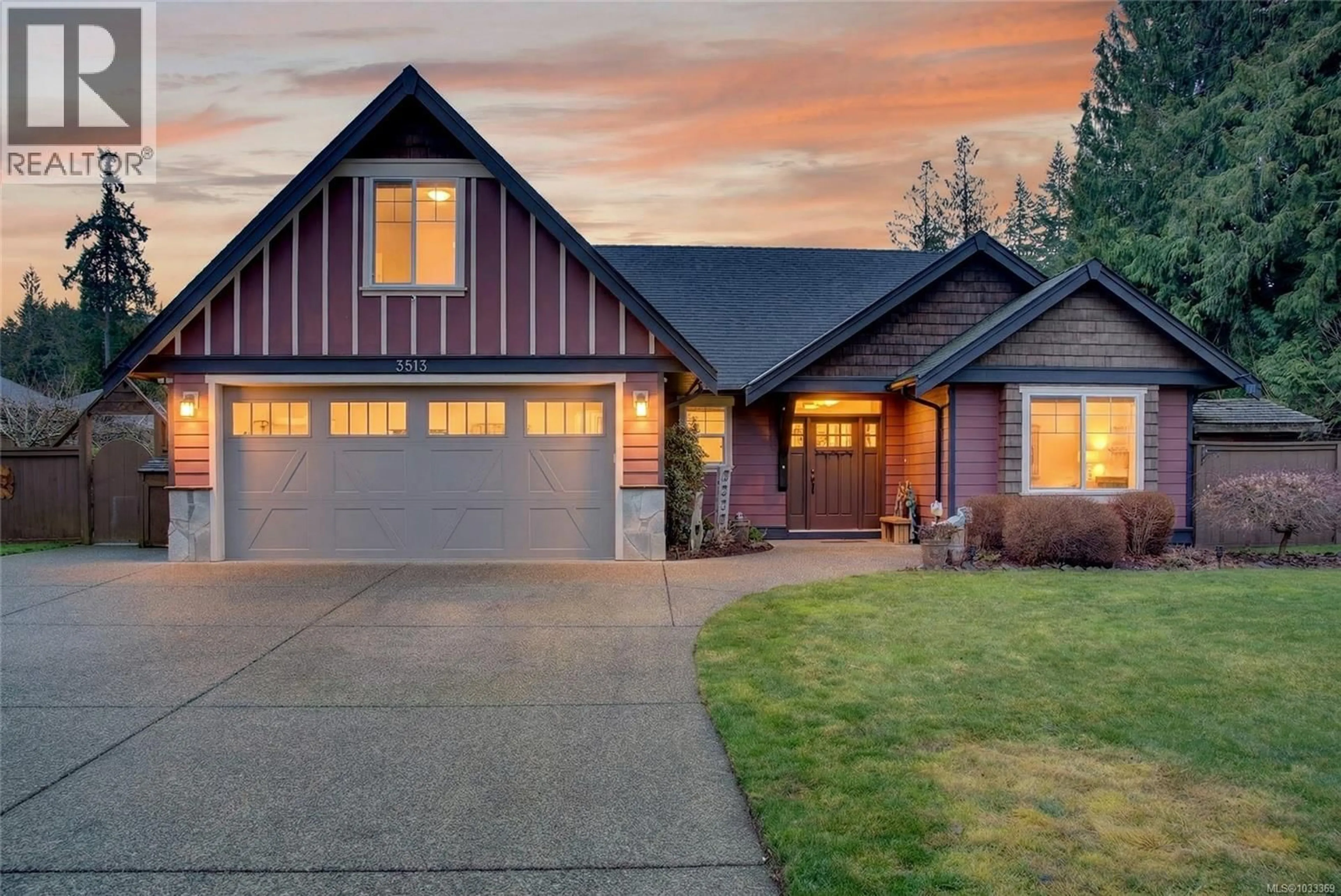 Home with vinyl exterior material, street for 3513 TWIN CEDARS DRIVE, Cobble Hill British Columbia V8H0K1