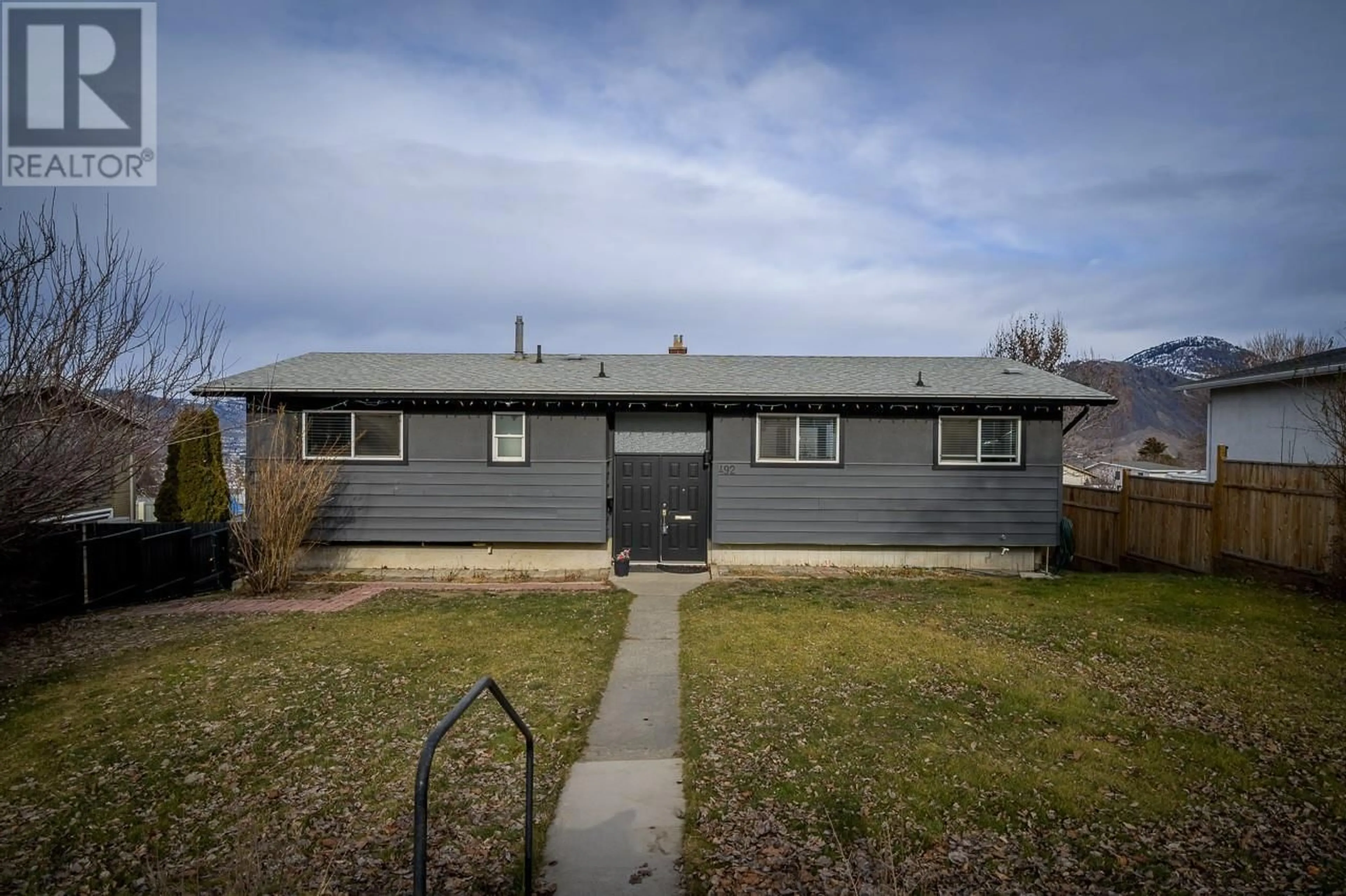 Unknown for 492 GRANDVIEW TERRACE, Kamloops British Columbia V2C3Z4