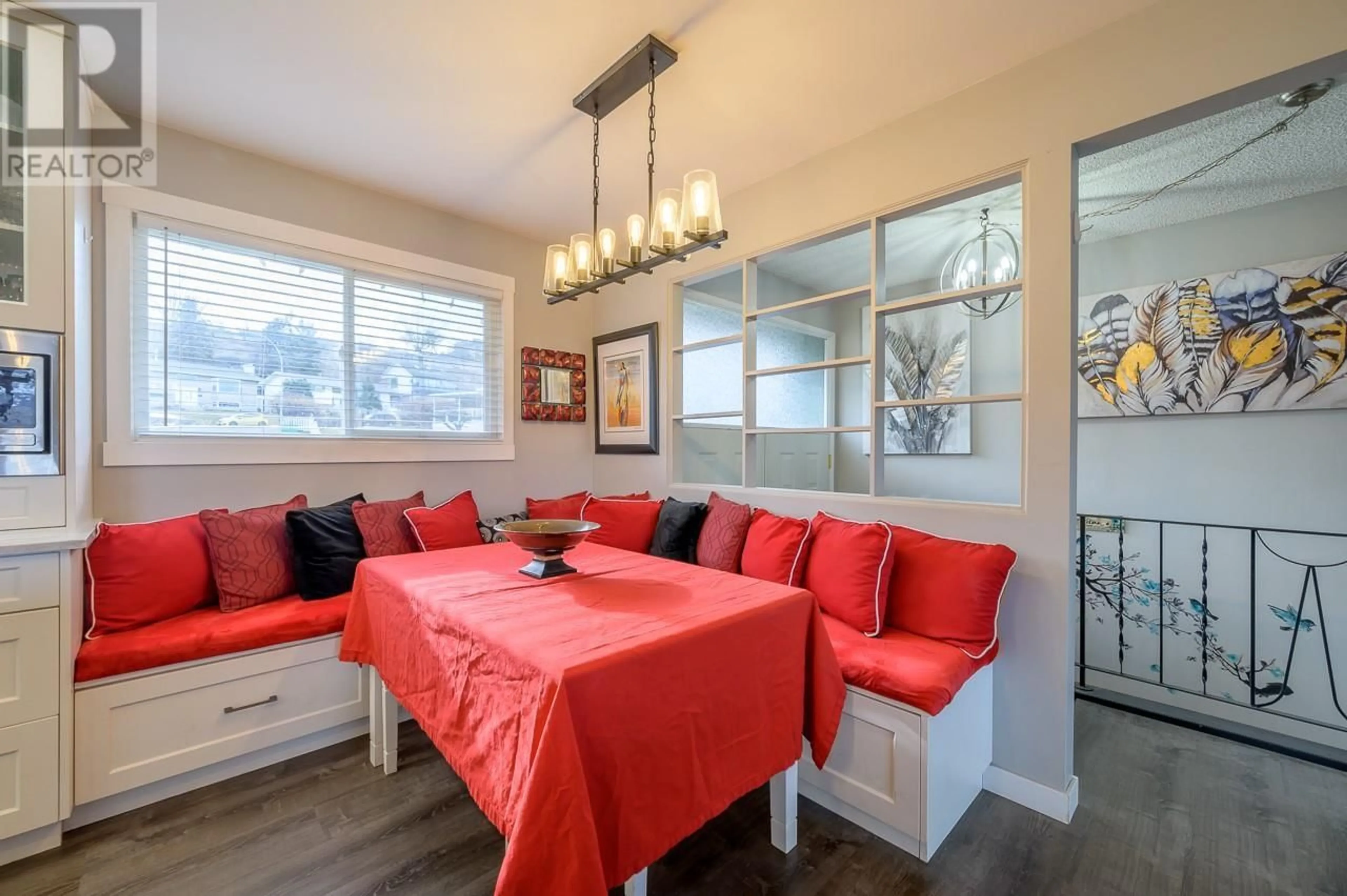 Dining room, unknown for 492 GRANDVIEW TERRACE, Kamloops British Columbia V2C3Z4