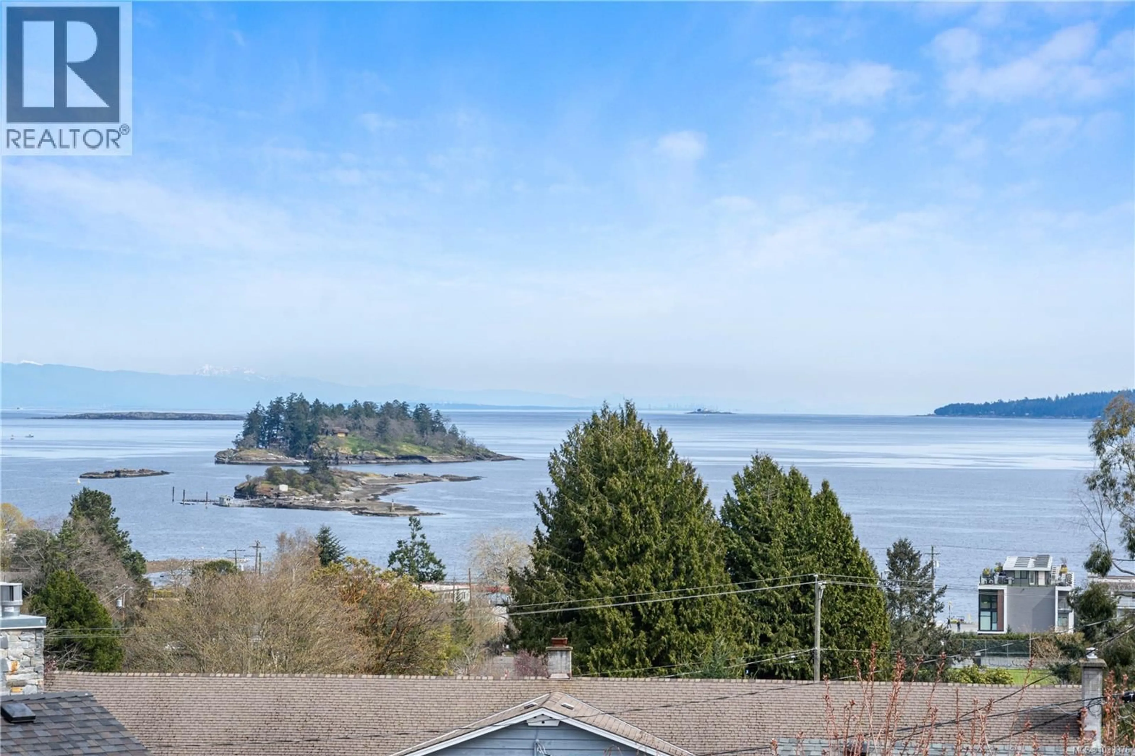 A pic from outside/outdoor area/front of a property/back of a property/a pic from drone, water/lake/river/ocean view for 2840 HALIDAY CRESCENT, Nanaimo British Columbia V9S3M9