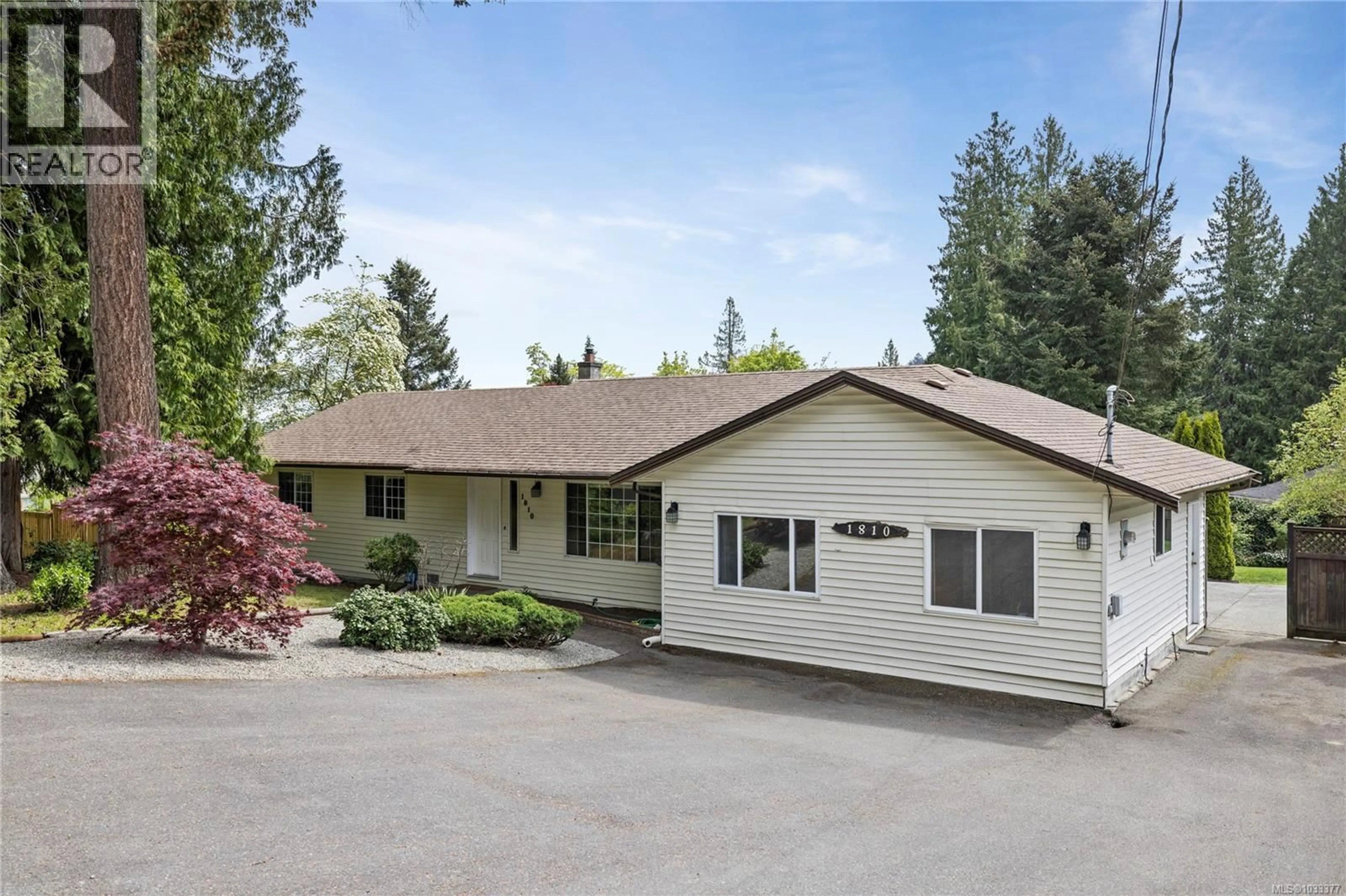 Home with vinyl exterior material, unknown for 1810 EXTENSION ROAD, Nanaimo British Columbia V9X1C9