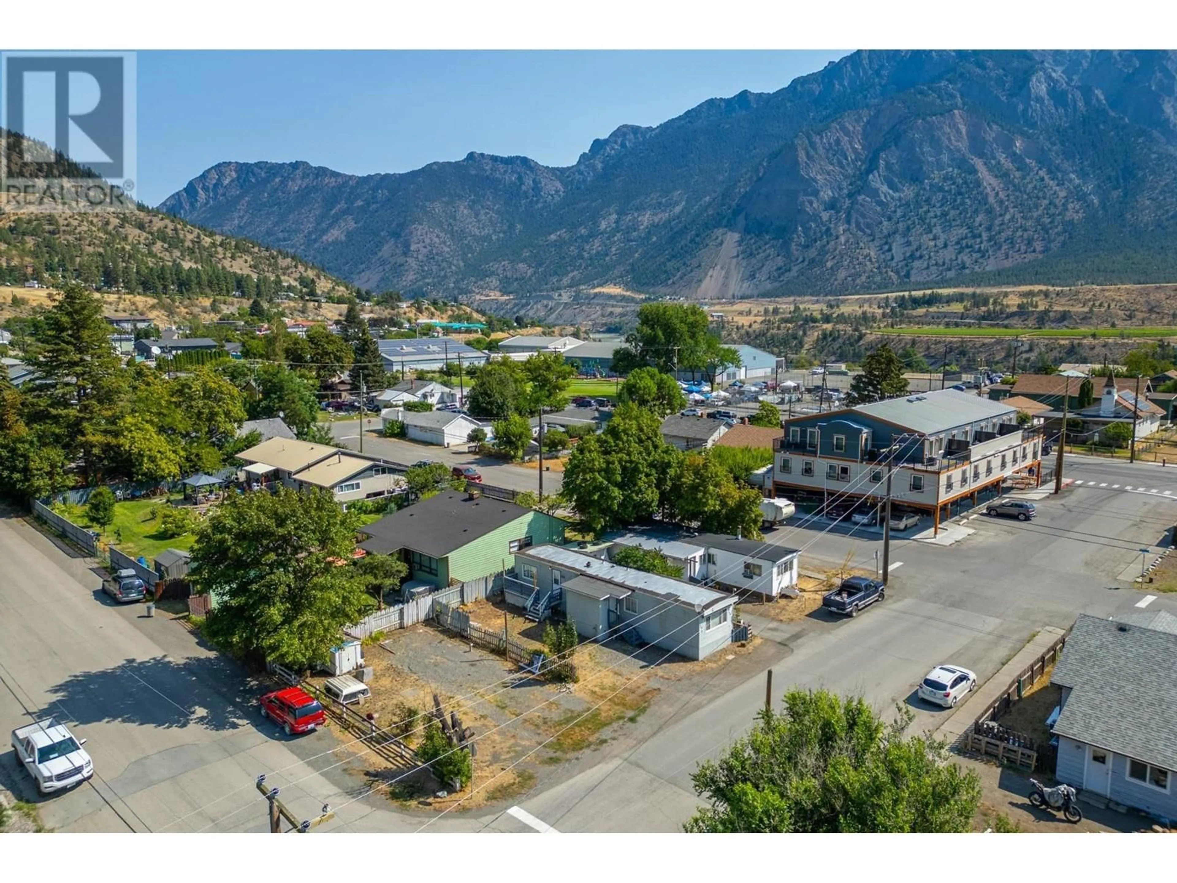 A pic from outside/outdoor area/front of a property/back of a property/a pic from drone, mountain view for 1091 RUSSELL Street Unit# 1 & 2, Lillooet British Columbia V0K1V0