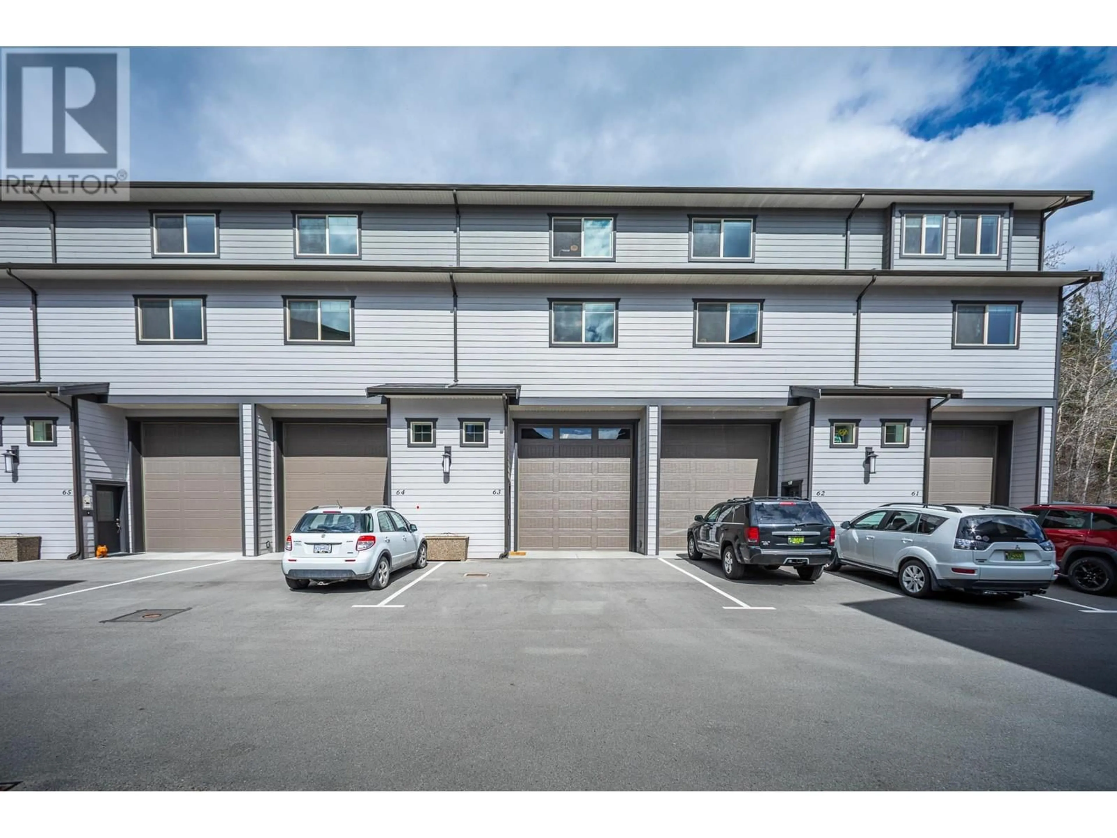 Indoor garage for 3359 Cougar Road Unit# 63, West Kelowna British Columbia V4T3G1