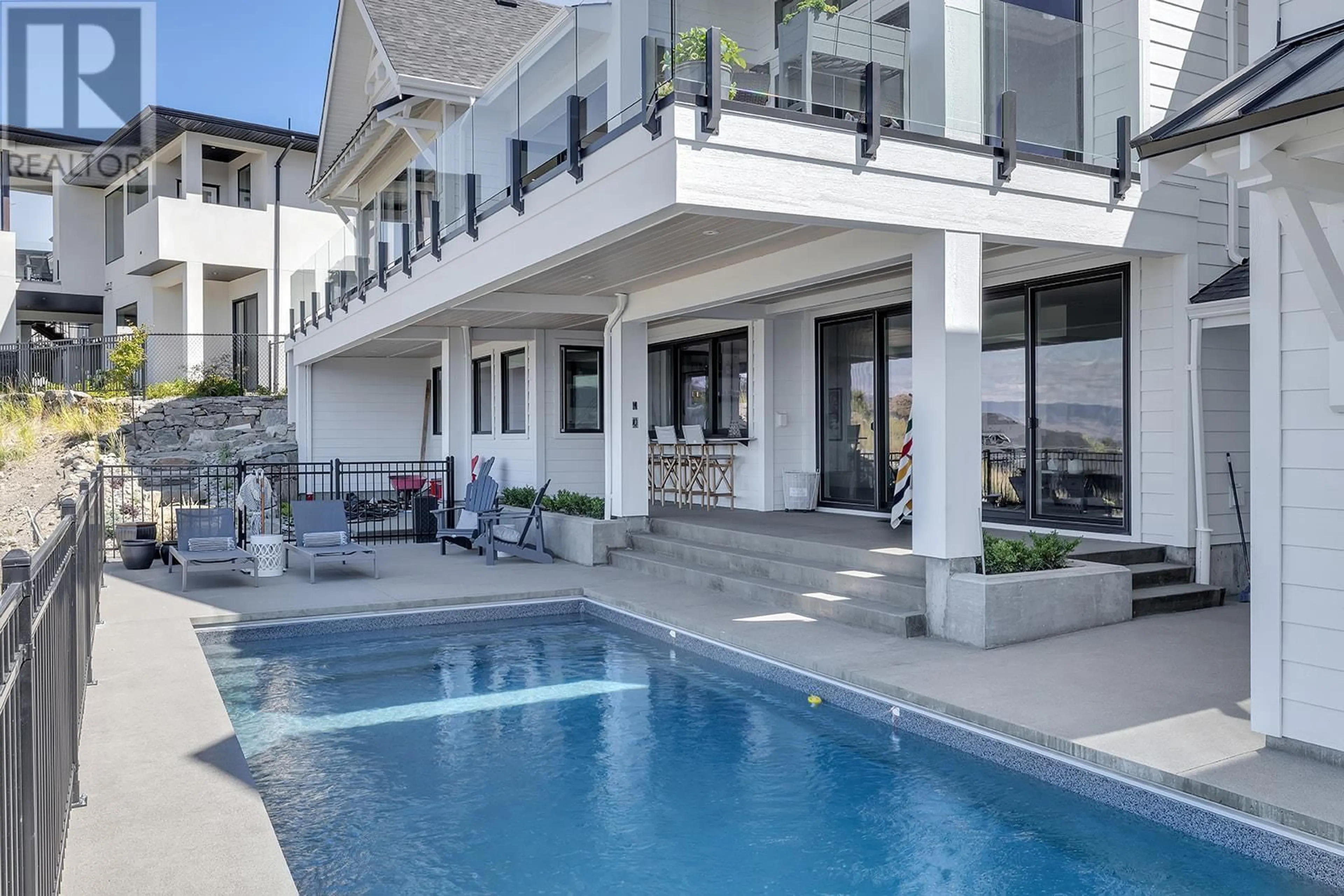 Pool for 5670 MOUNTAINSIDE COURT, Kelowna British Columbia V1W5L5
