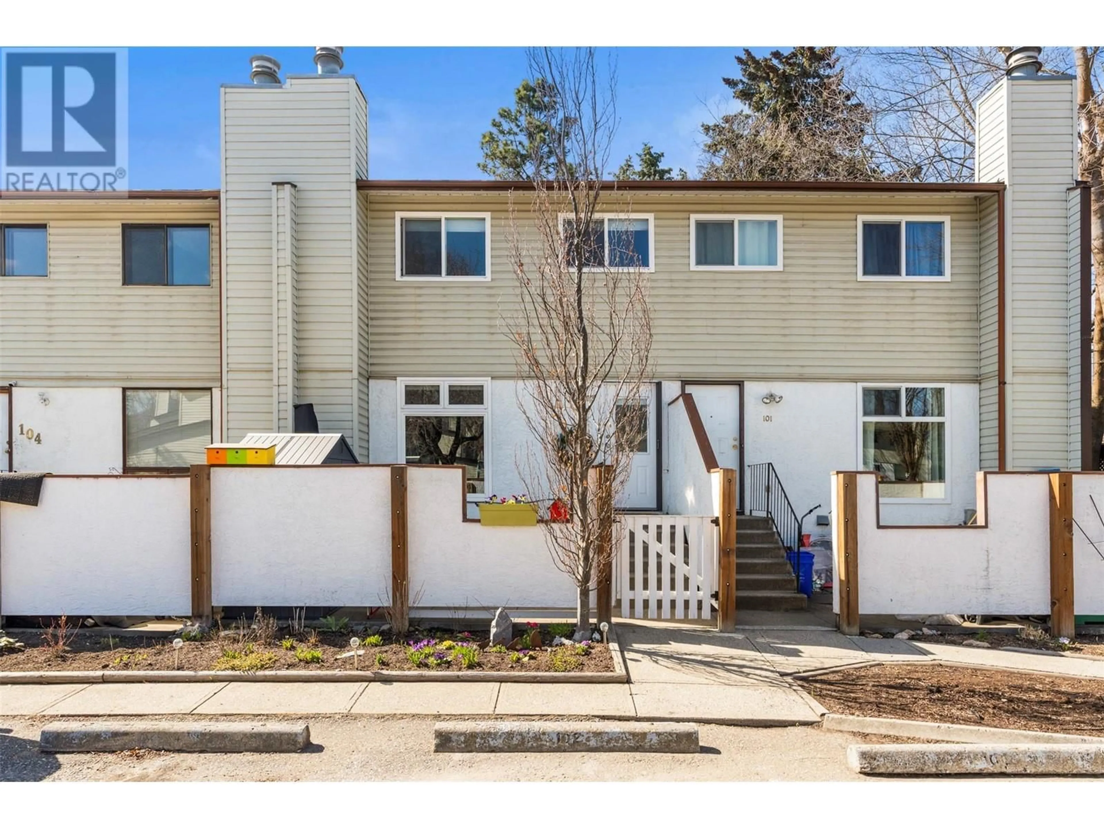 Unknown for 102 - 2100 43 AVENUE, Vernon British Columbia V1T3K5