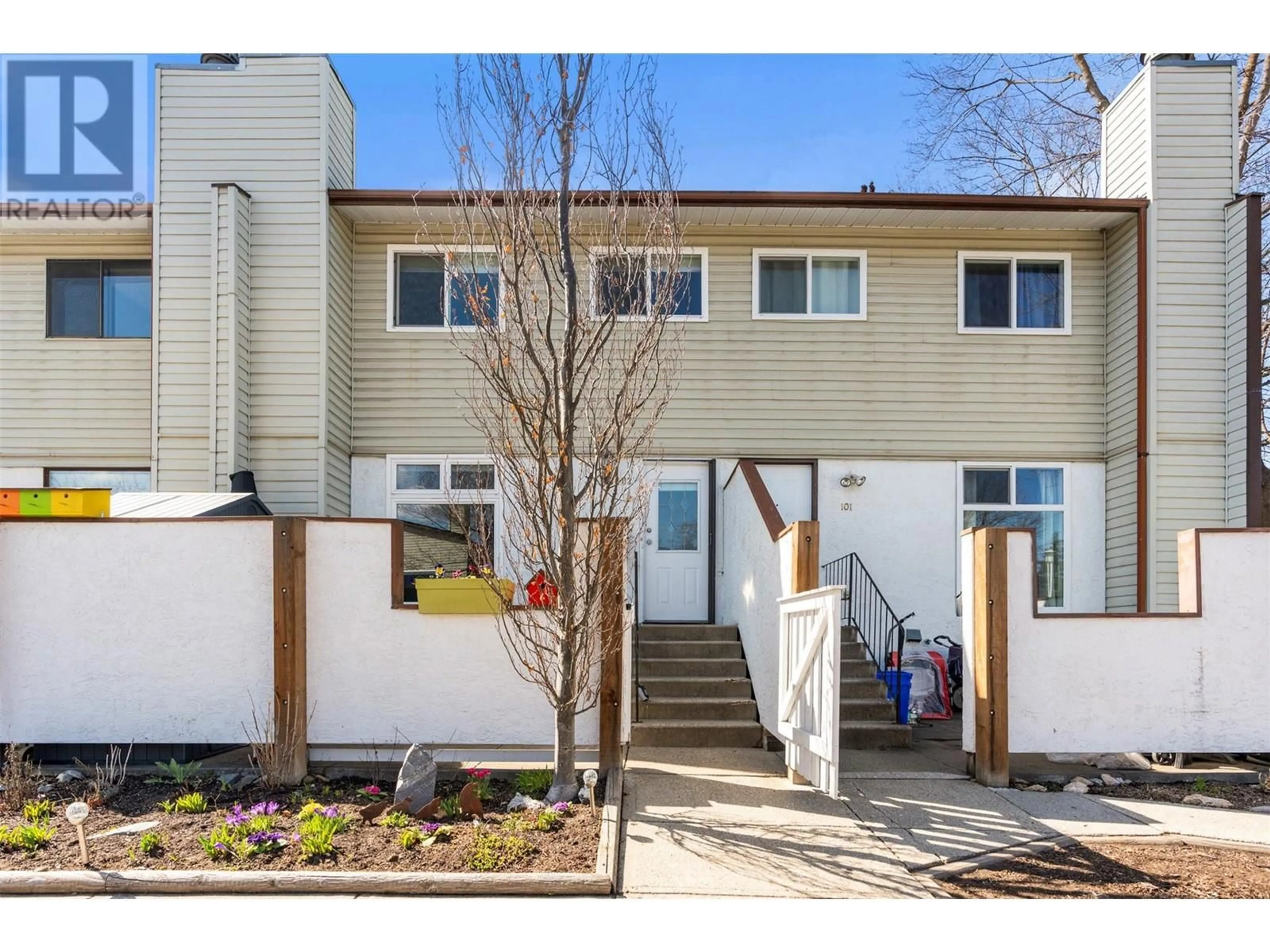 Unknown for 102 - 2100 43 AVENUE, Vernon British Columbia V1T3K5