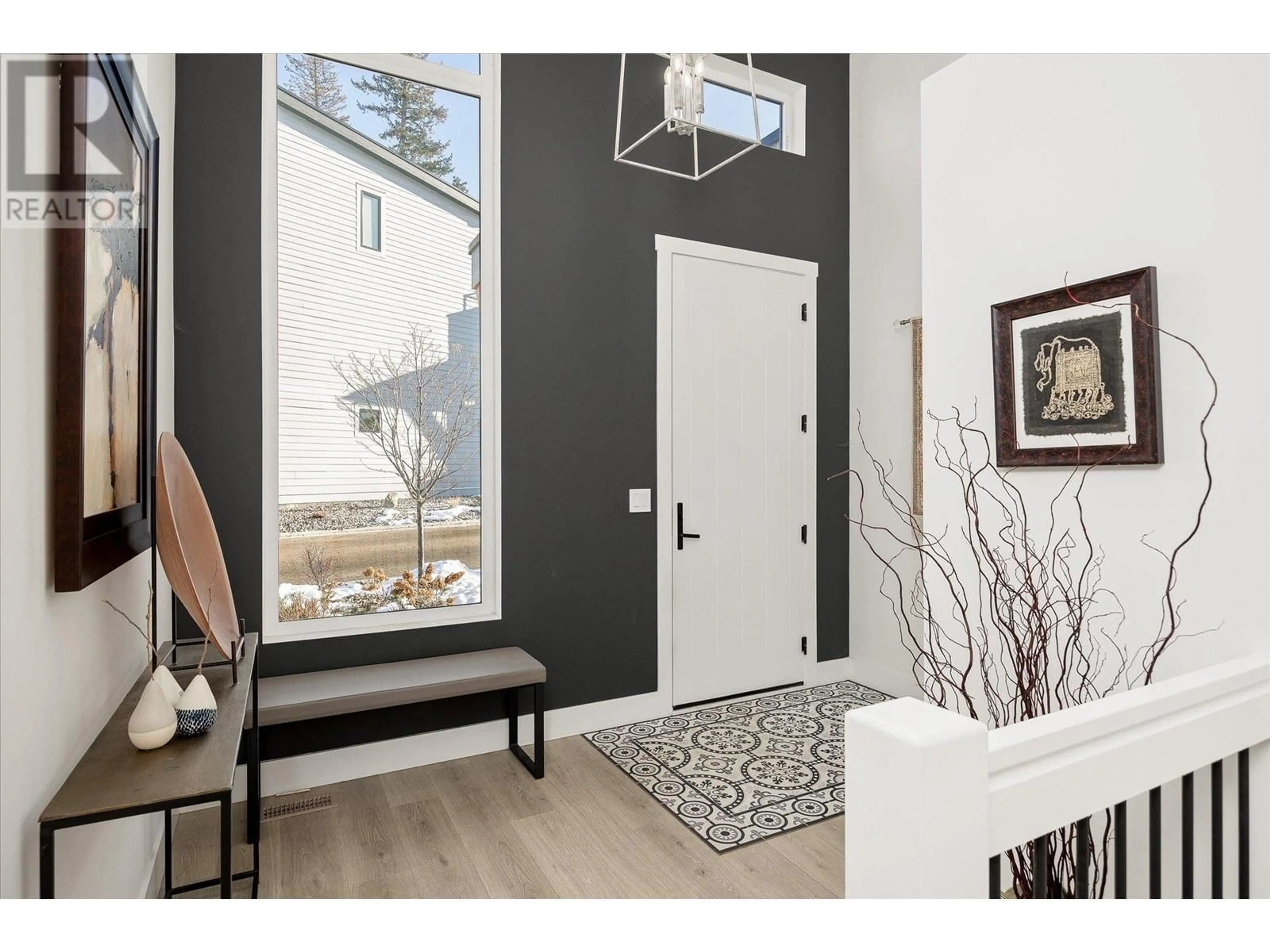 Indoor entryway for 269 Diamond Way Unit# 11, Vernon British Columbia V1H0A2