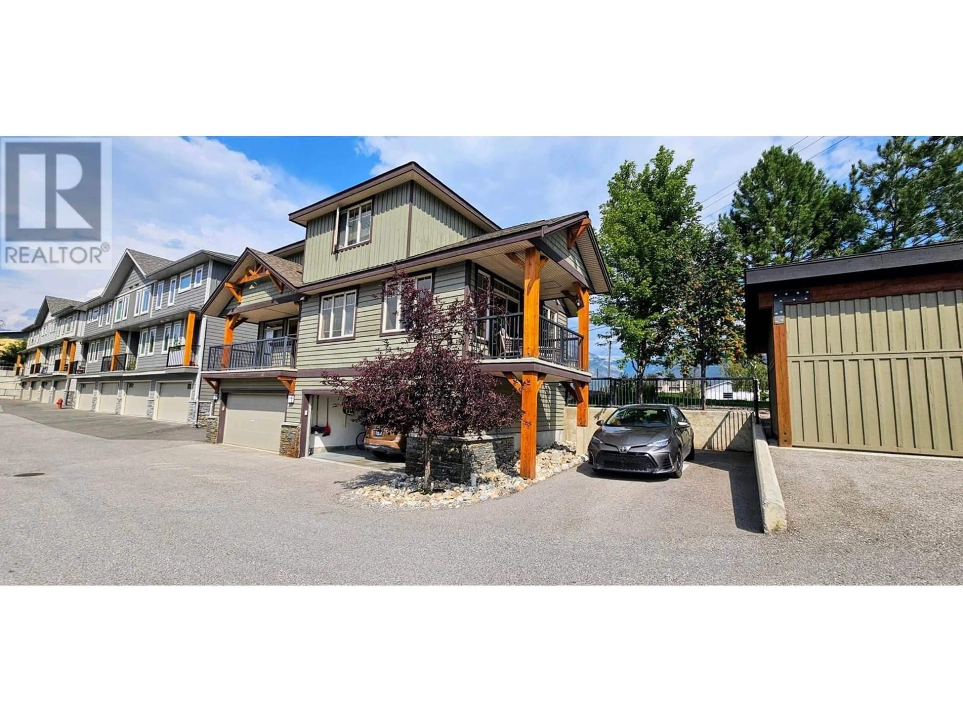 Unknown for 906 6TH Avenue Unit# 1, Invermere British Columbia V0A1K0