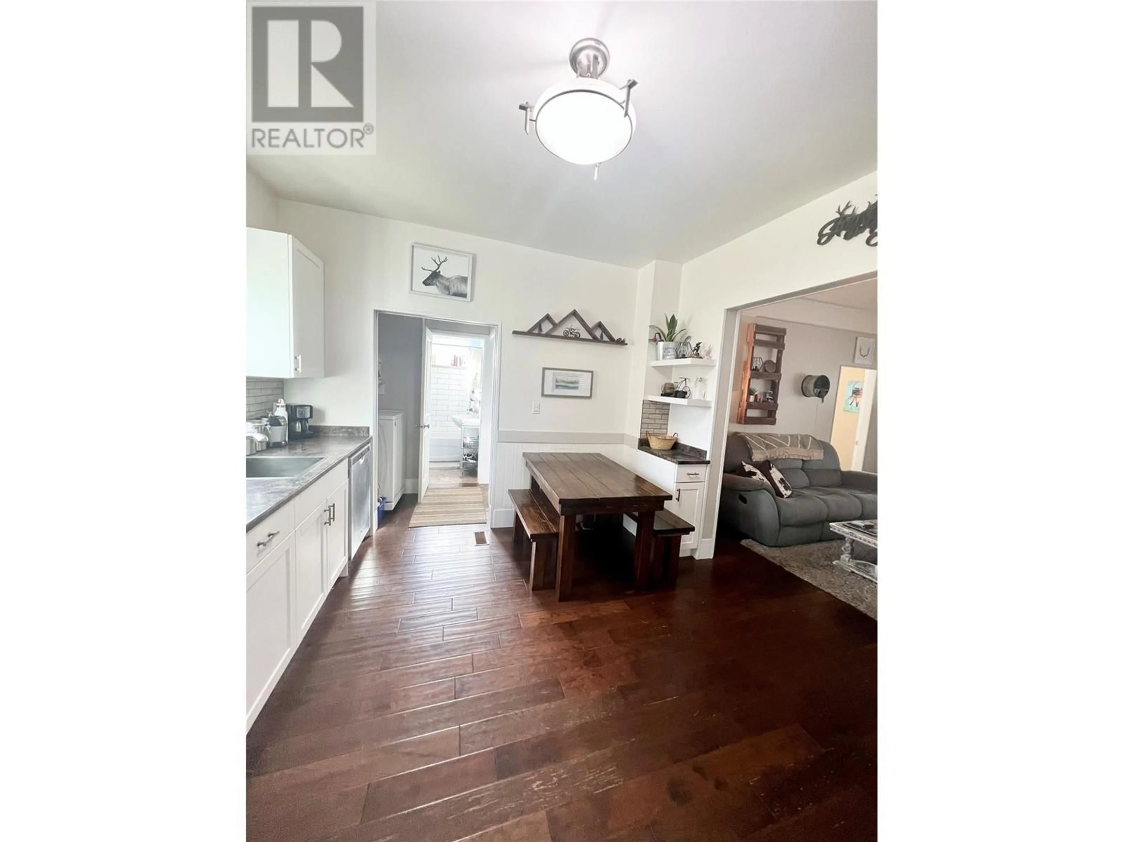 Open concept kitchen, unknown for 1902 Nicola Avenue, Merritt British Columbia V1K1R6