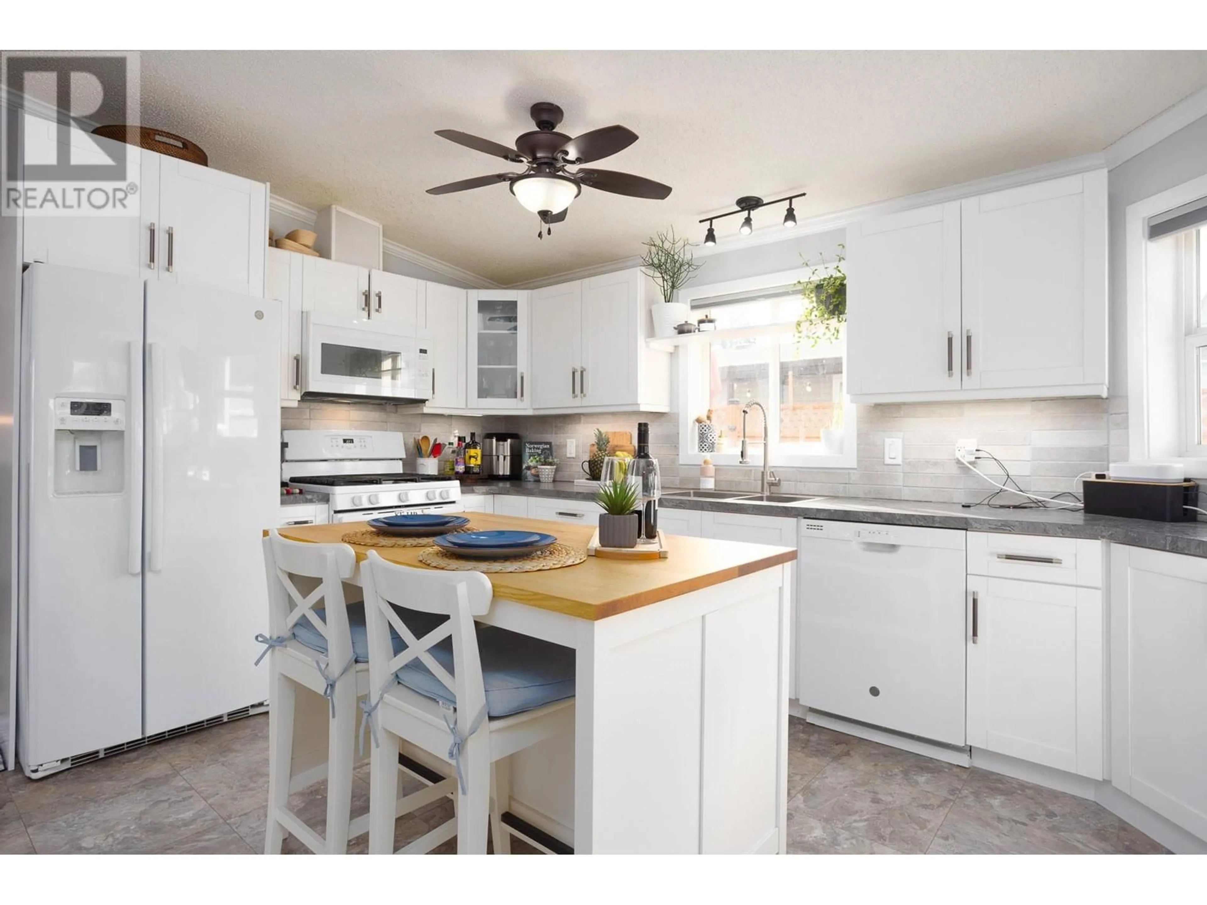 Open concept kitchen, unknown for 66 - 610 KATHERINE ROAD, West Kelowna British Columbia V1Z3G2