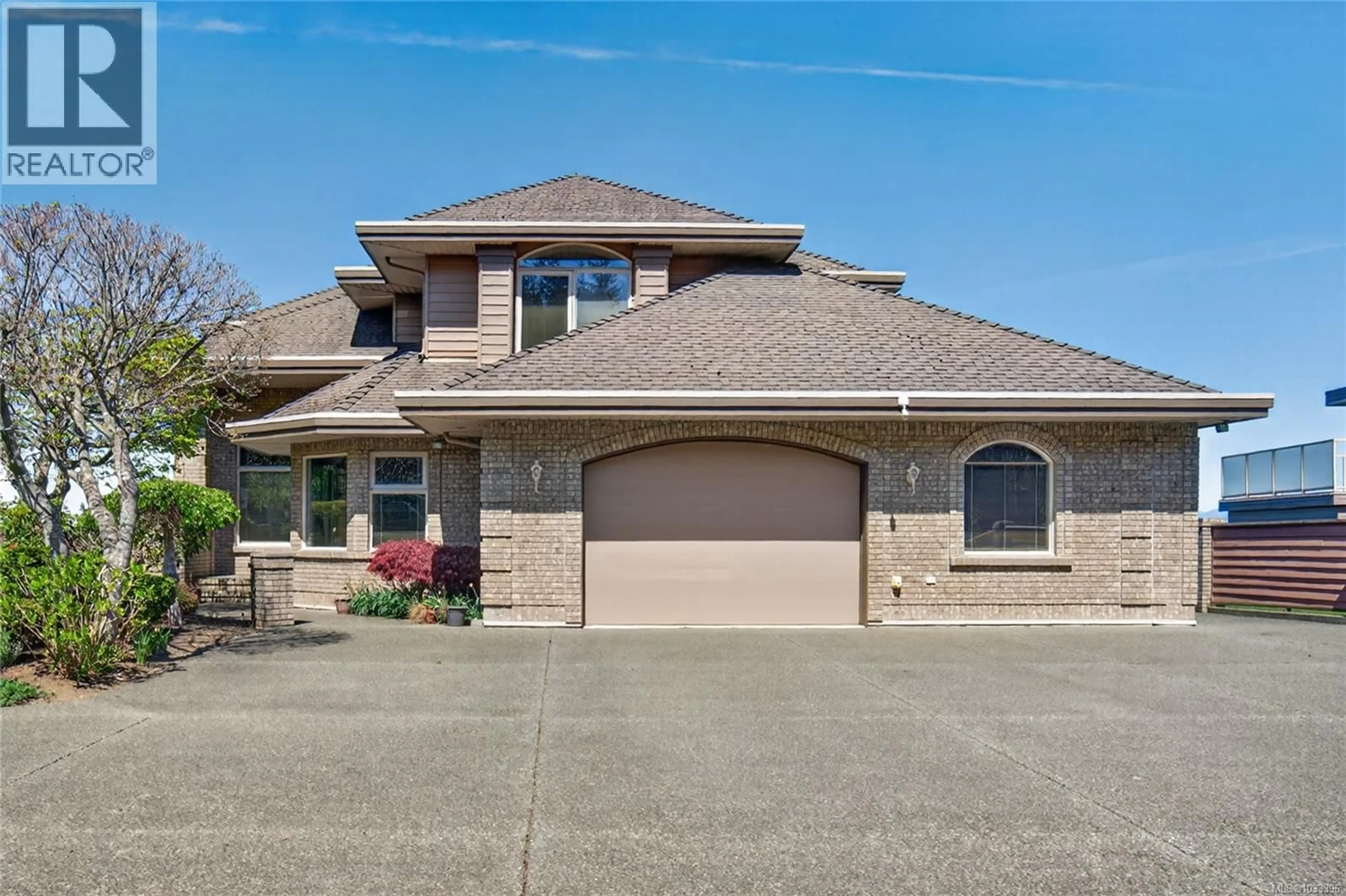 Home with brick exterior material, street for 4048 SEVERN ROAD, Campbell River British Columbia V9H1N7