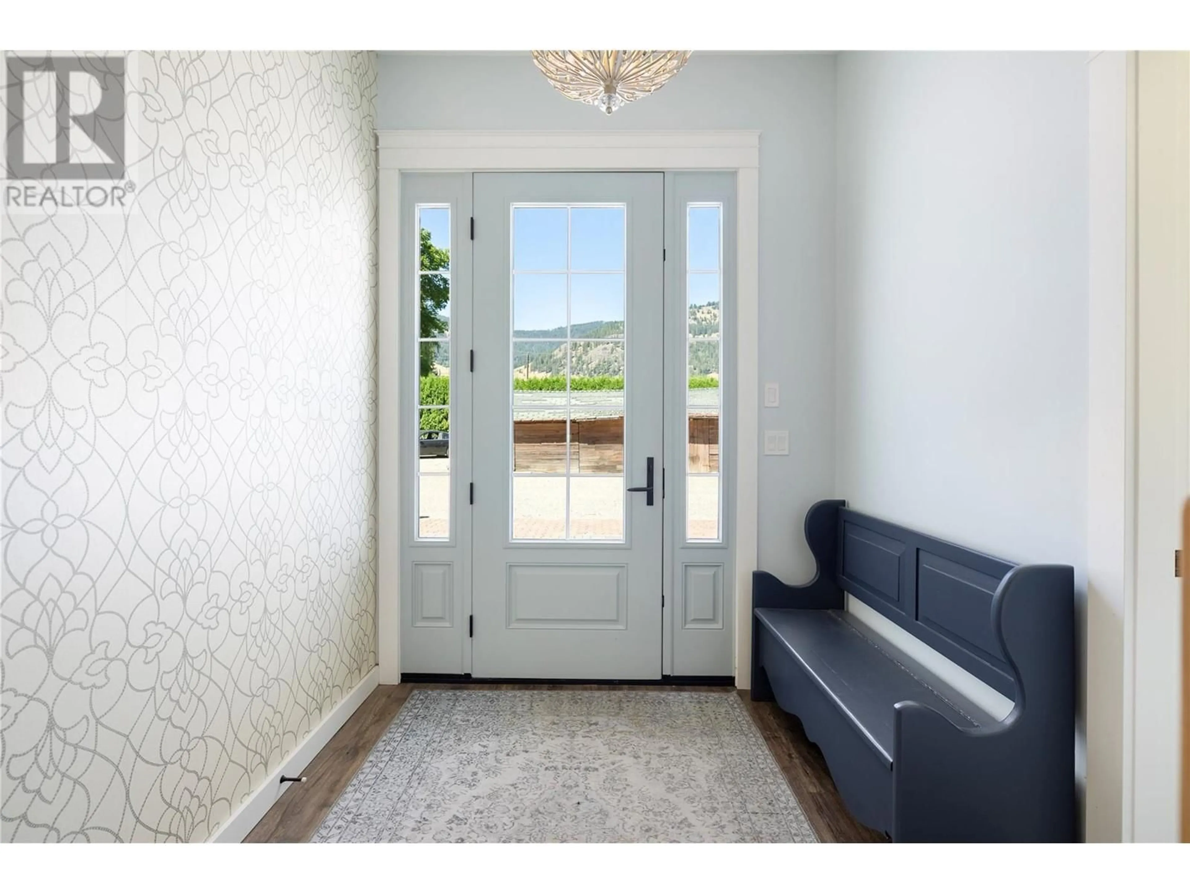 Indoor entryway for 6984 HIGHWAY 6 OTHER, Coldstream British Columbia V1B3H1