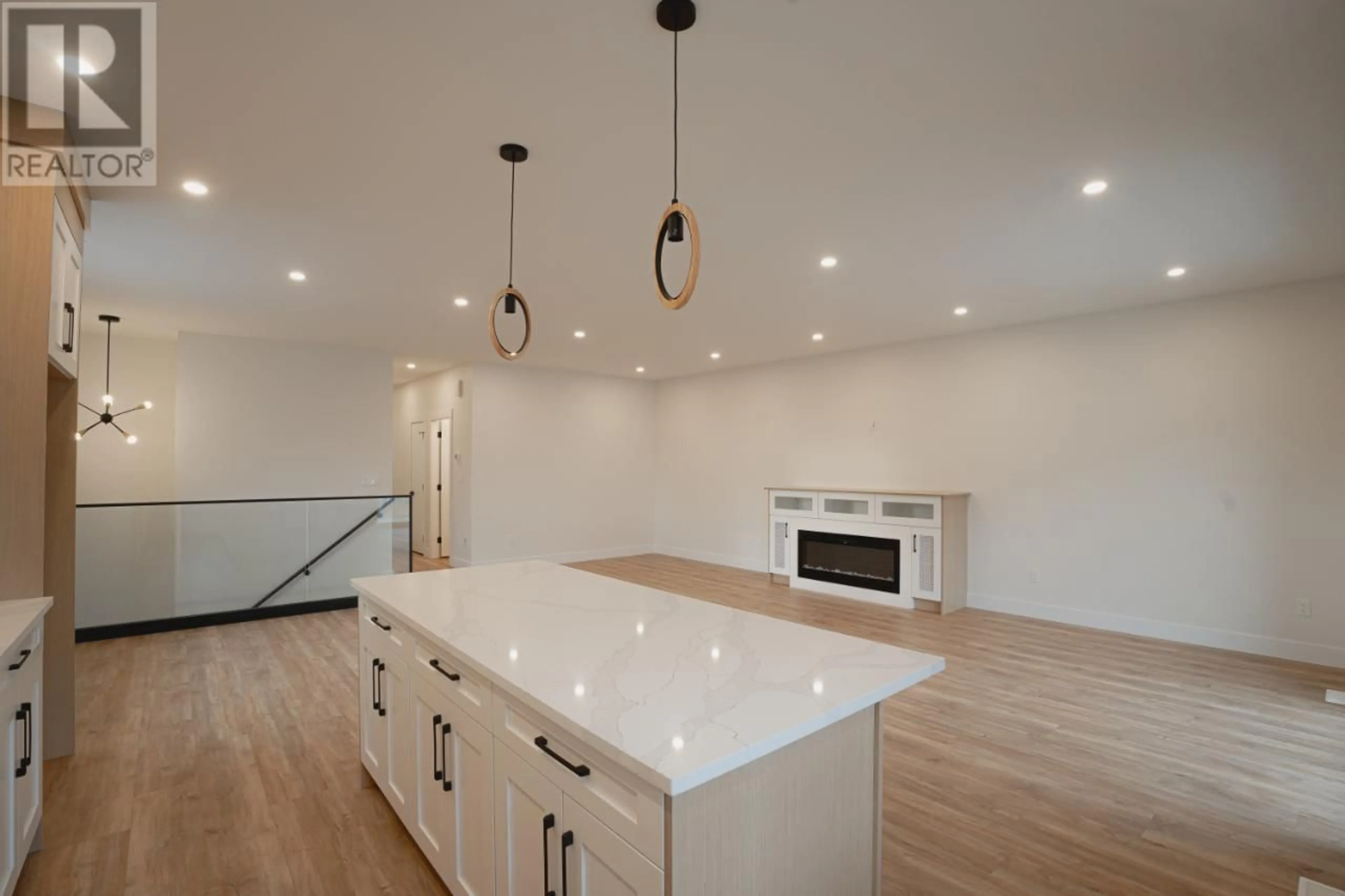 Open concept kitchen, unknown for A 2969 GILBERT Road, Kamloops British Columbia V2B7A9