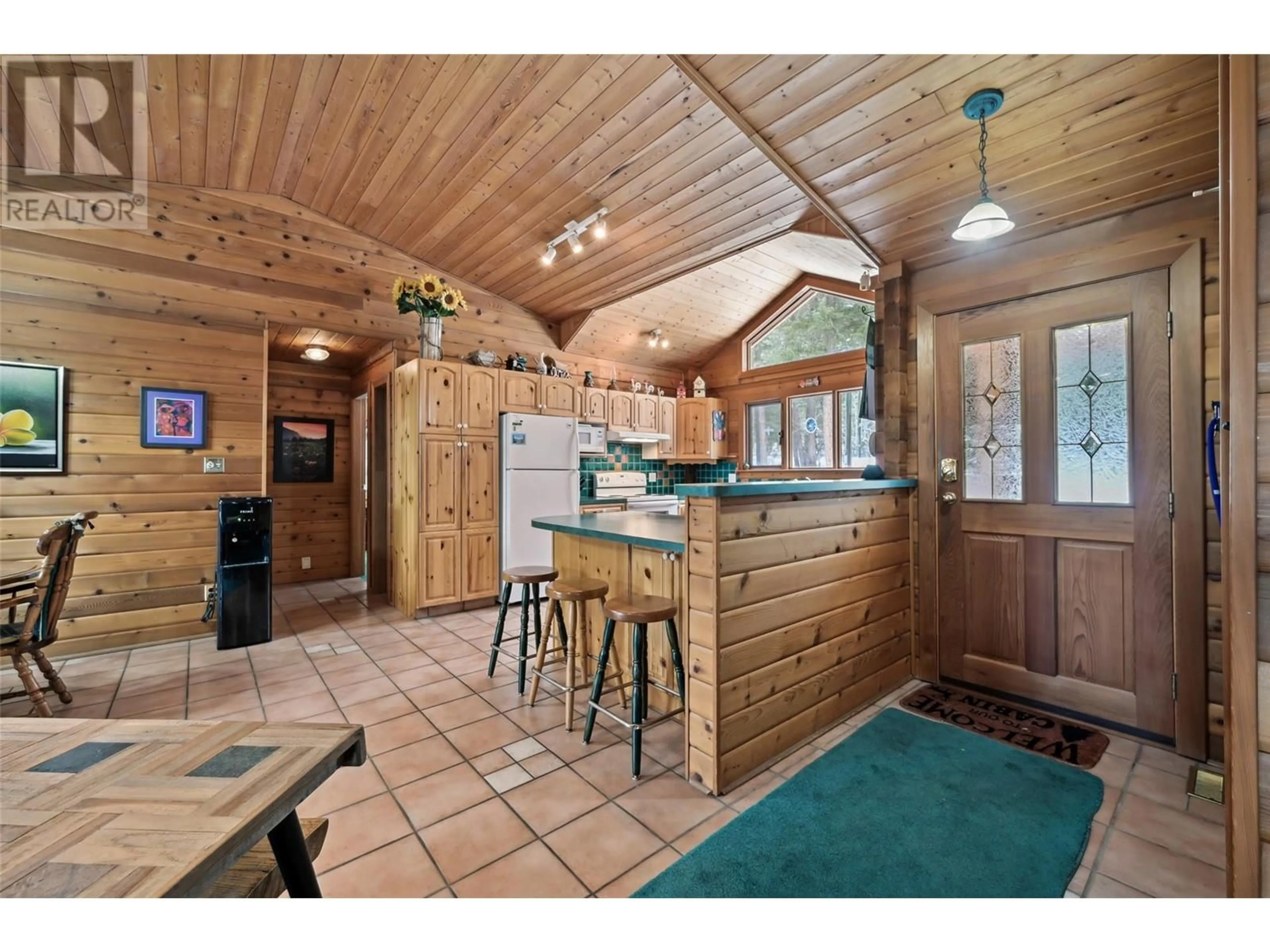 Open concept kitchen, unknown for 2845 Berrey Road, Brisco British Columbia V0A1B0