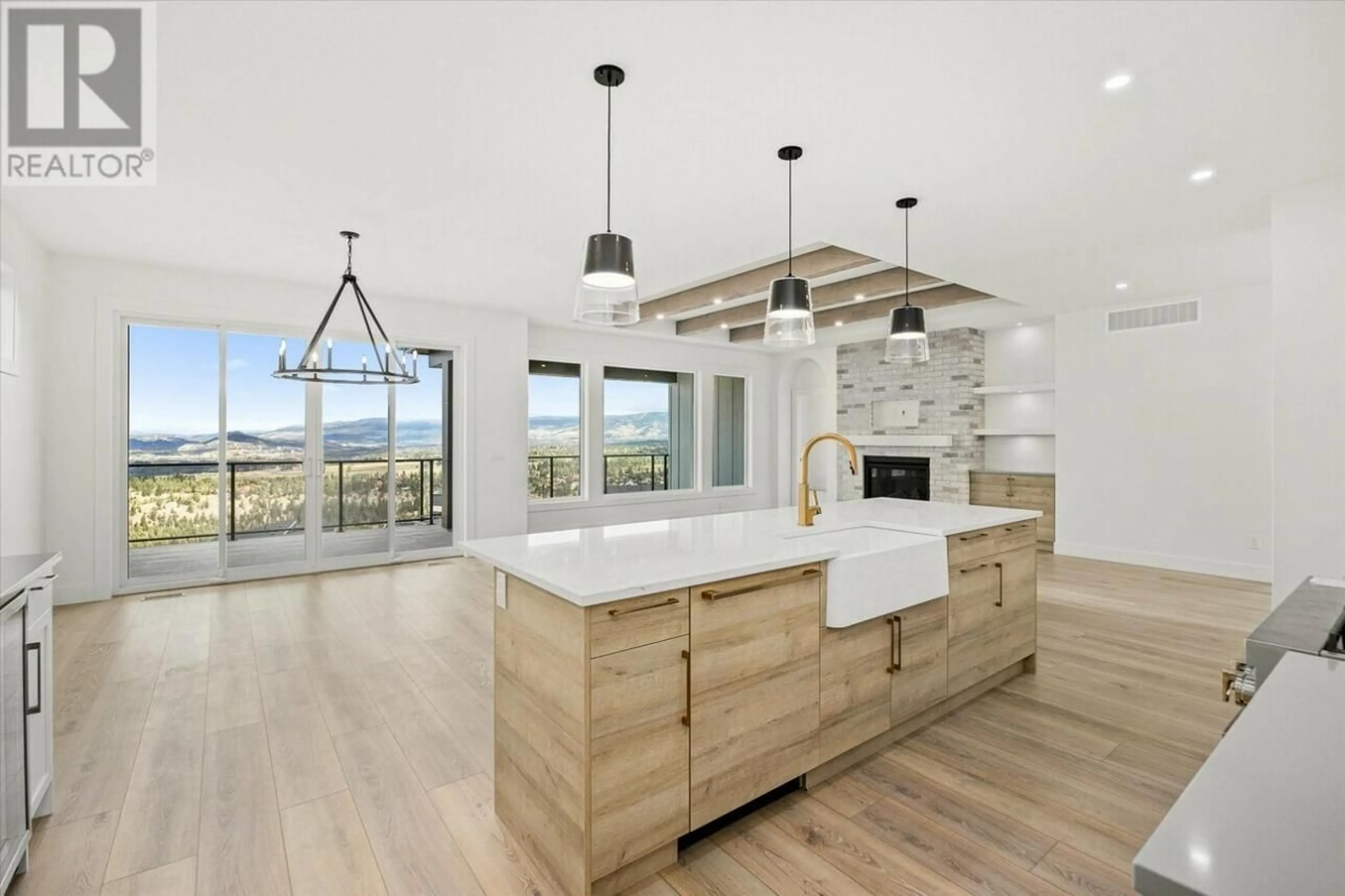 Open concept kitchen, unknown for 1108 Collinson Court, Kelowna British Columbia V1W0C3