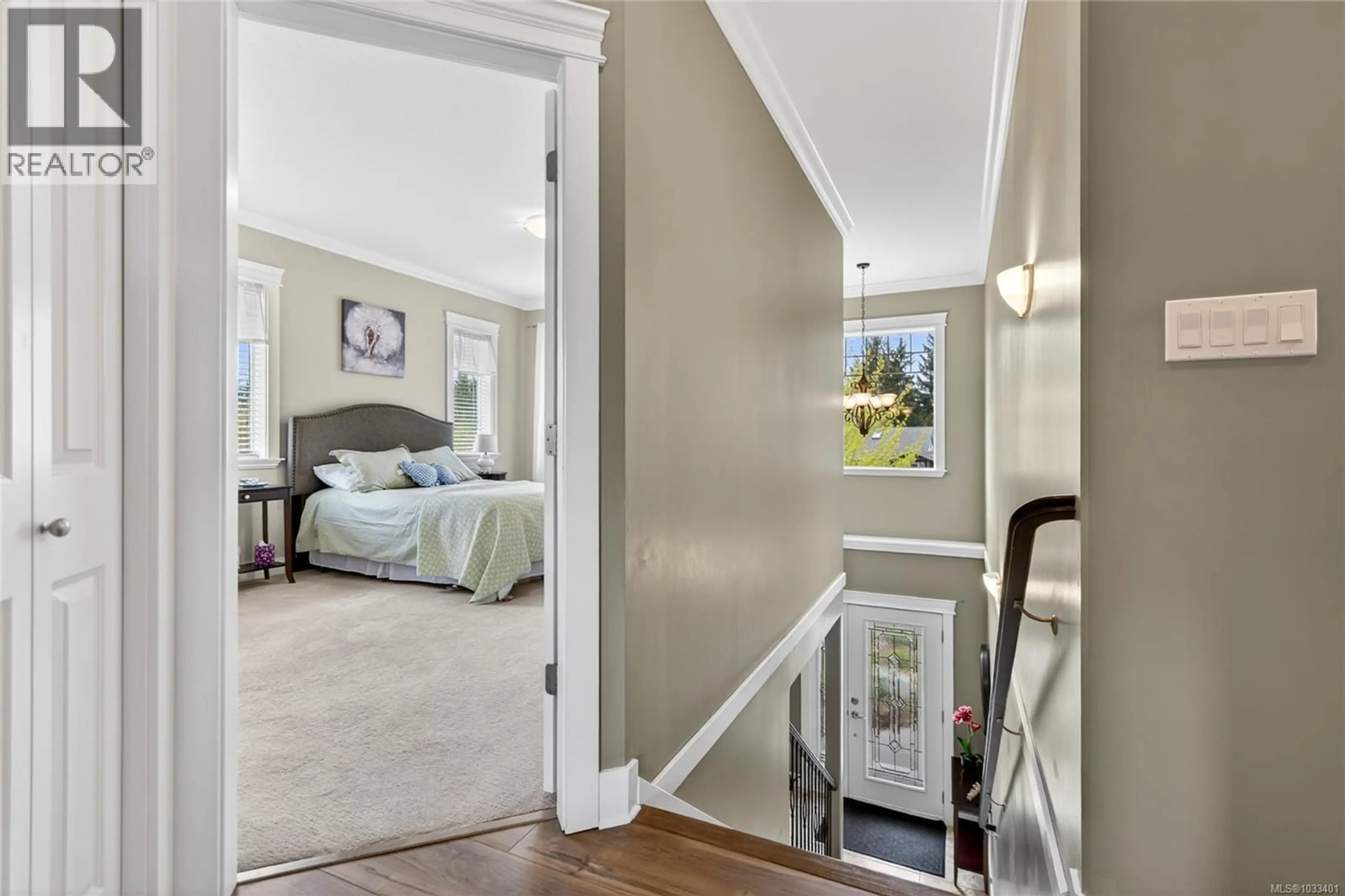 Indoor entryway for 726 CAMELEON DRIVE, Campbell River British Columbia V9H0A7