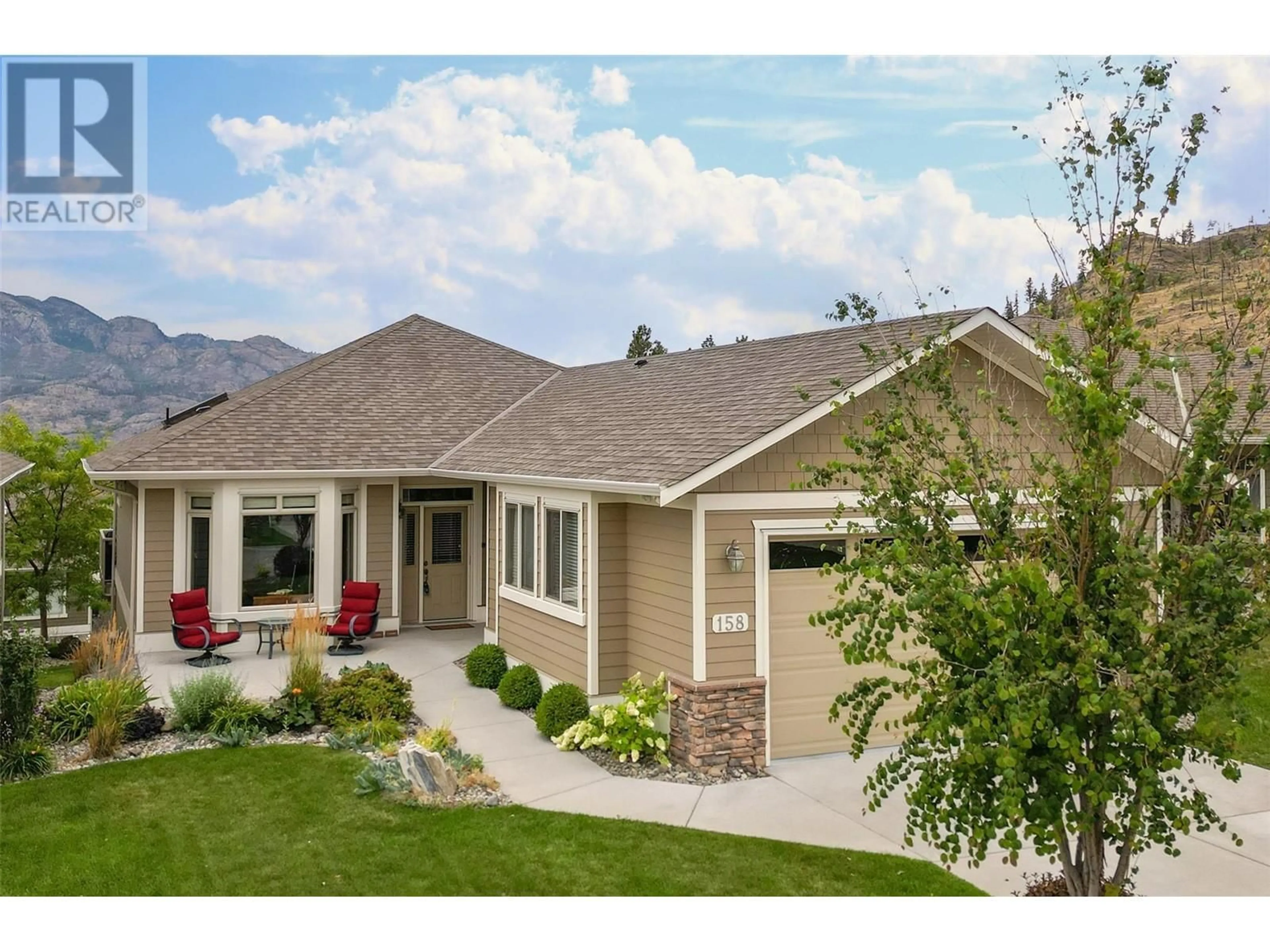 Home with vinyl exterior material, mountain view for 158 - 4035 GELLATLY ROAD, West Kelowna British Columbia V4T1R7