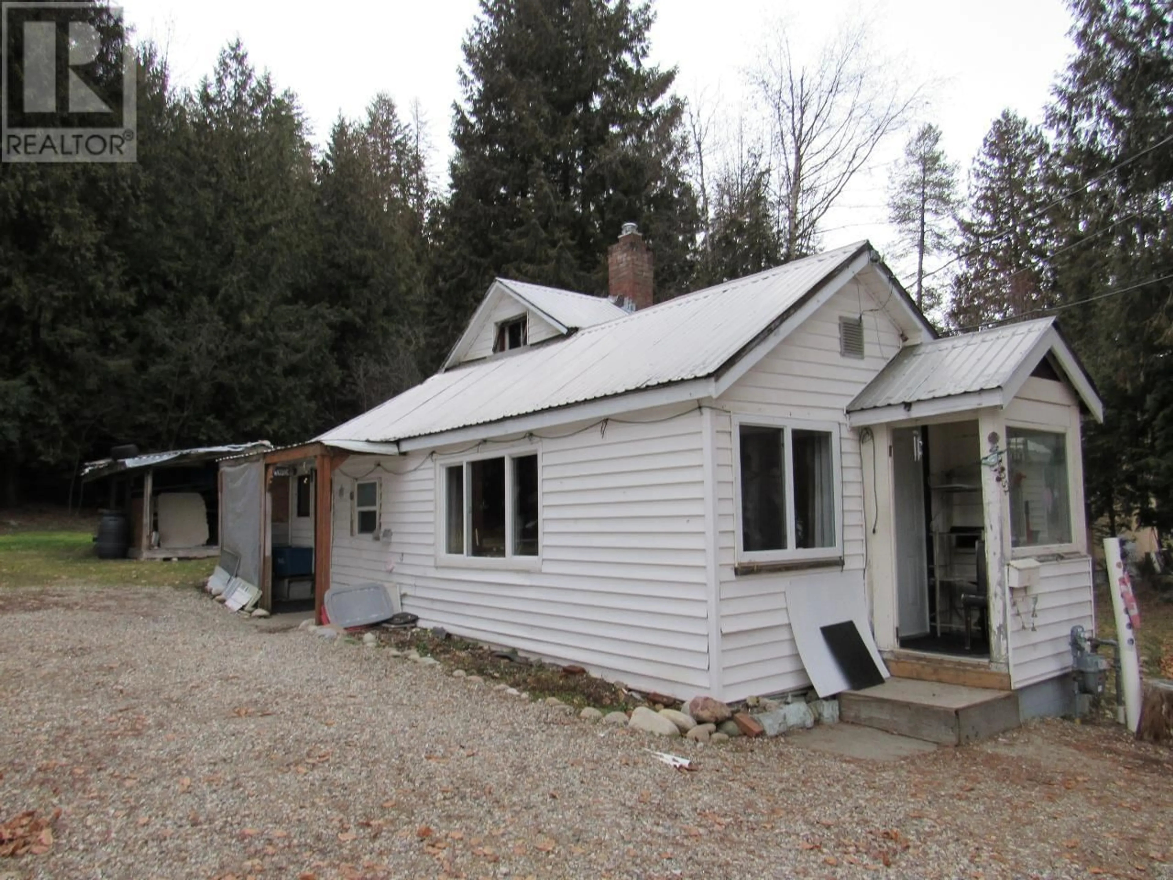 Unknown for 2252 COLUMBIA AVENUE, Castlegar British Columbia V1N2X1