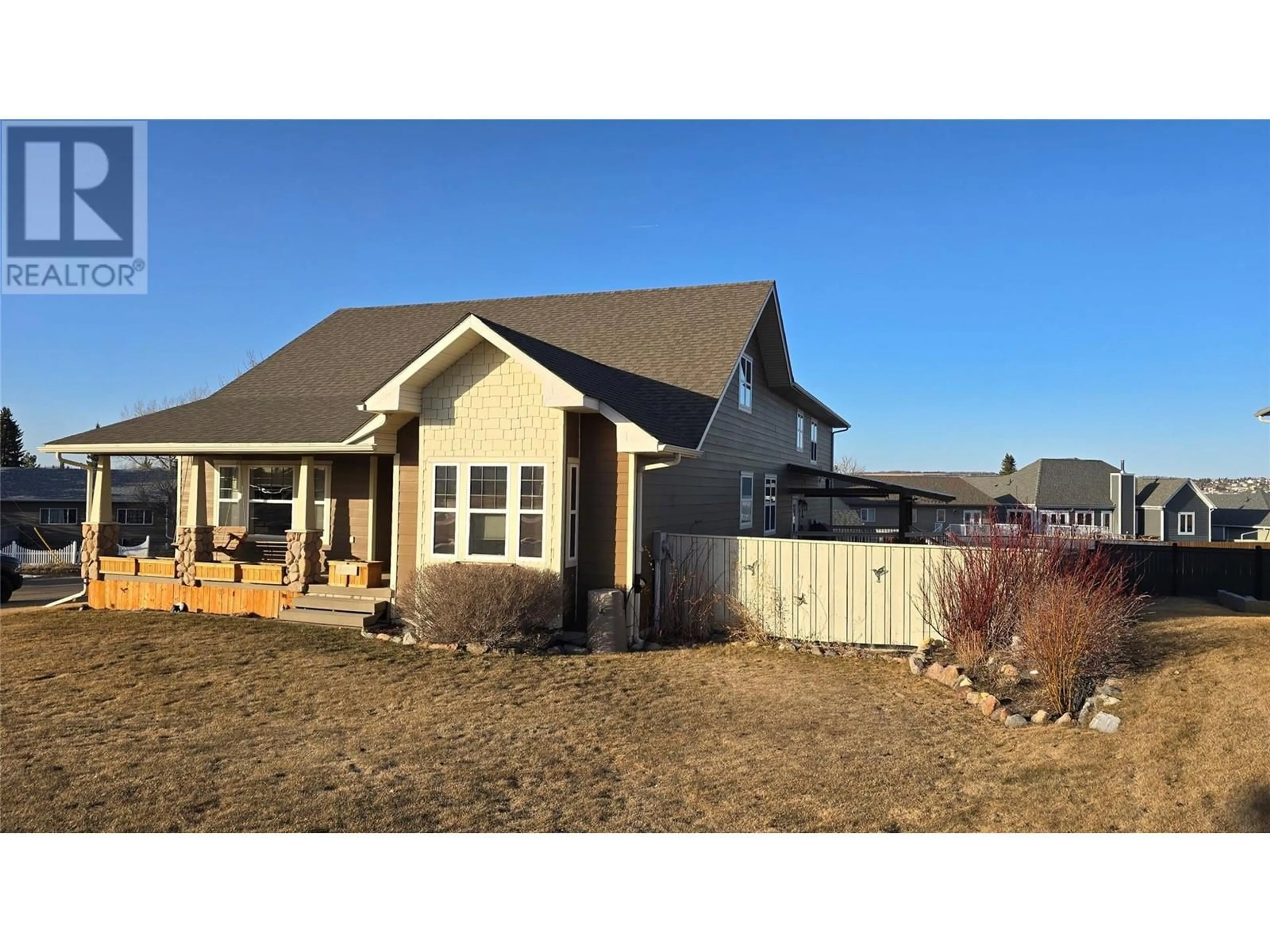 Home with vinyl exterior material, unknown for 1820 110 AVENUE, Dawson Creek British Columbia V1G0A3