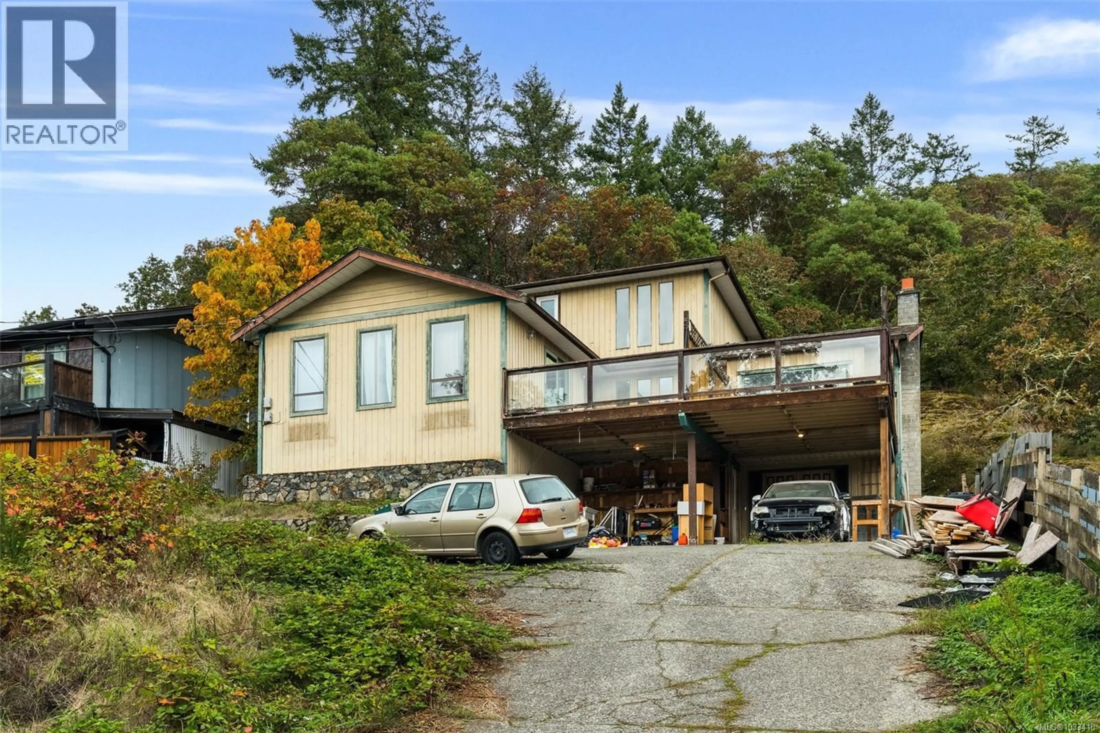 A pic from outside/outdoor area/front of a property/back of a property/a pic from drone, unknown for 2486 JEANINE DRIVE, Langford British Columbia V9B4Y1