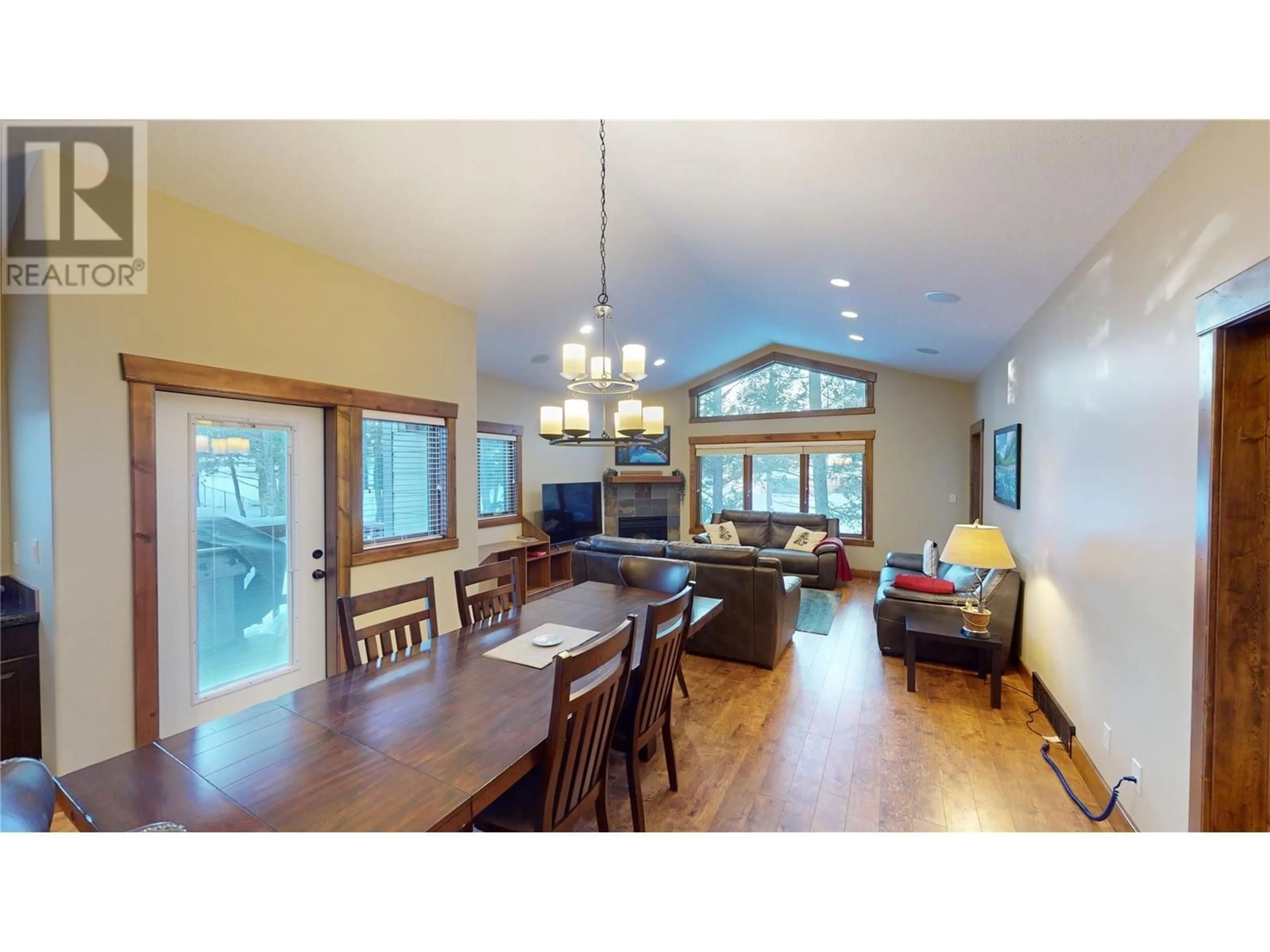 Dining room, wood/laminate floor for 7307 Copperhorn Drive, Radium Hot Springs British Columbia V0A1M0