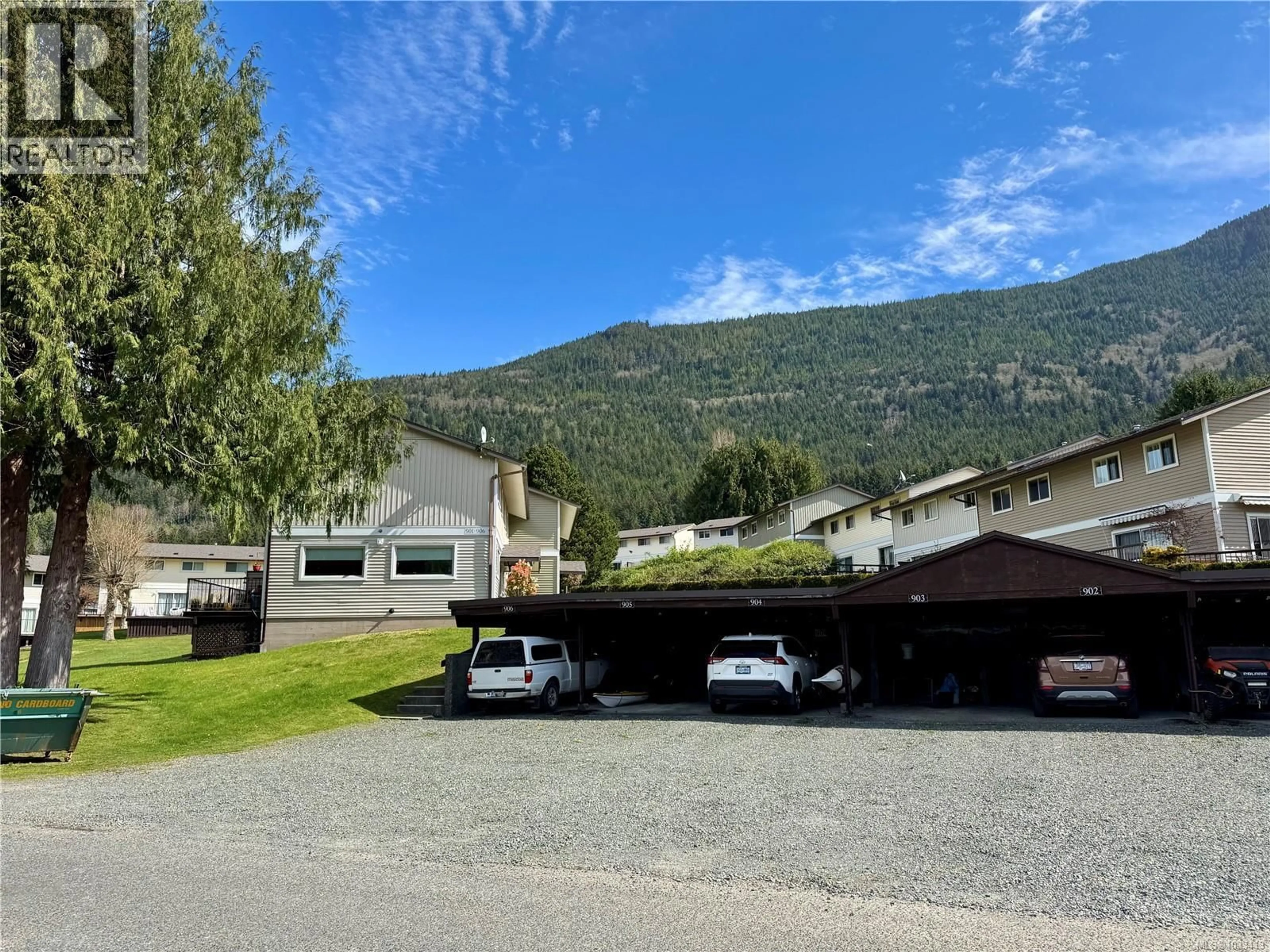 A pic from outside/outdoor area/front of a property/back of a property/a pic from drone, mountain view for 903 MAQUINNA AVENUE, Port Alice British Columbia V0N2N0