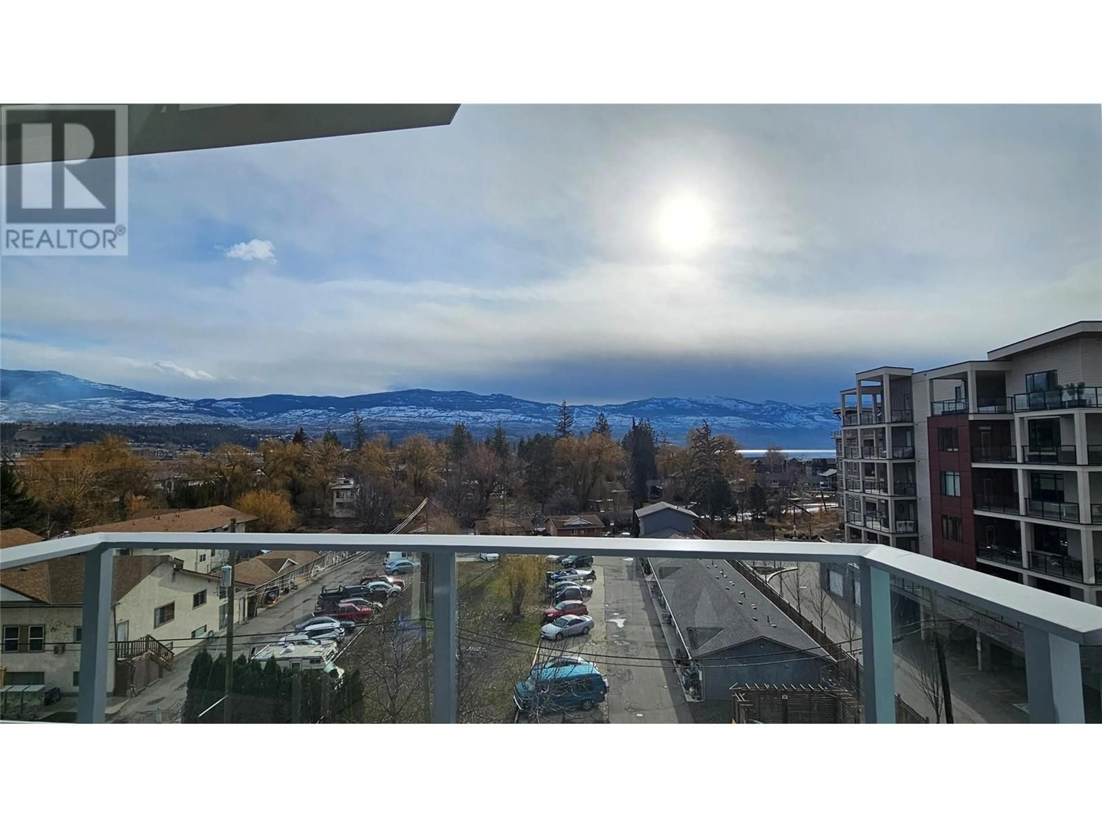 Balcony in the apartment, unknown for 3699 Capozzi Road Unit# 505, Kelowna British Columbia V1W0G3