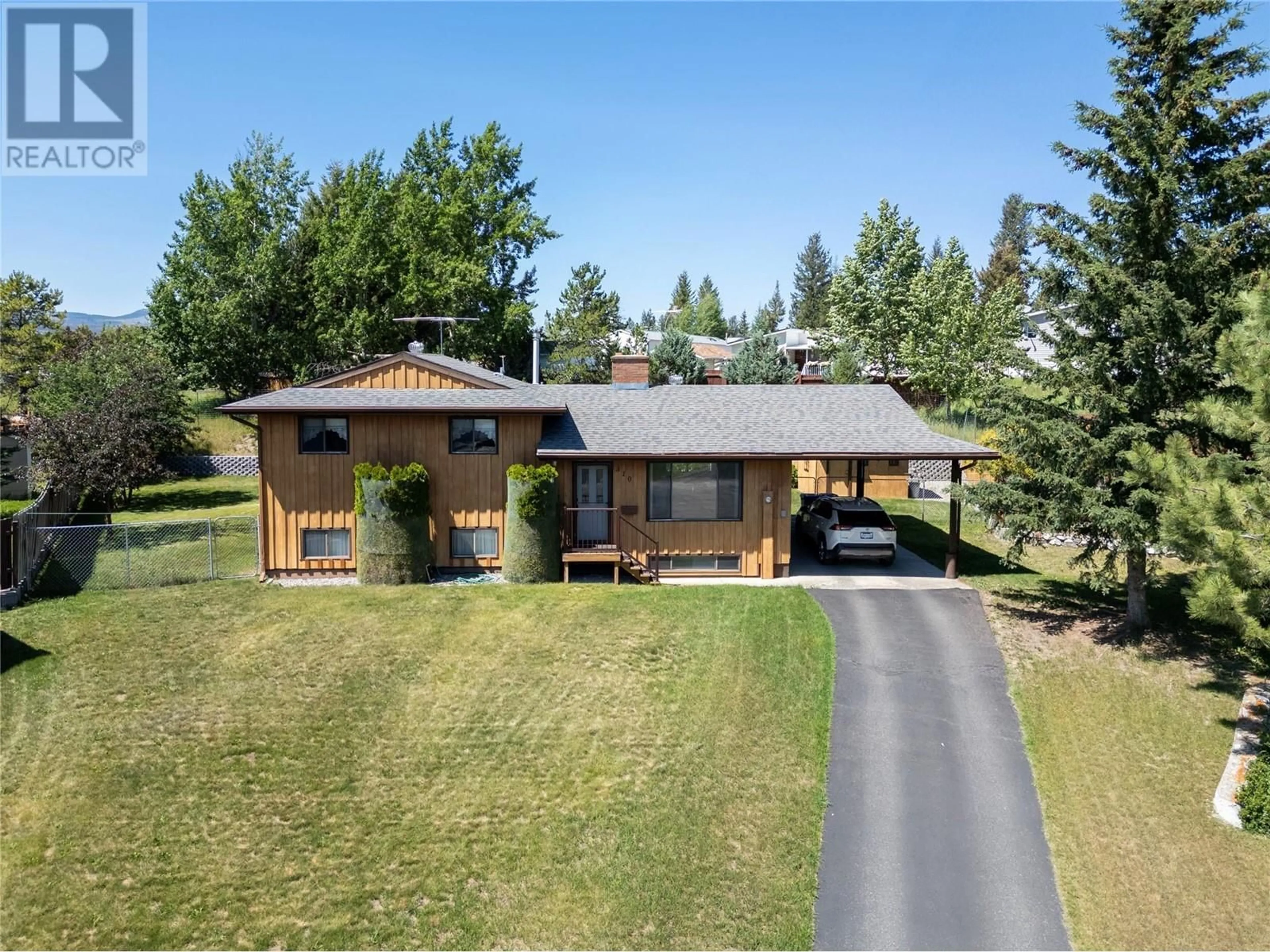 A pic from outside/outdoor area/front of a property/back of a property/a pic from drone, street for 310 CINNIBAR Court, Logan Lake British Columbia V0K1W0