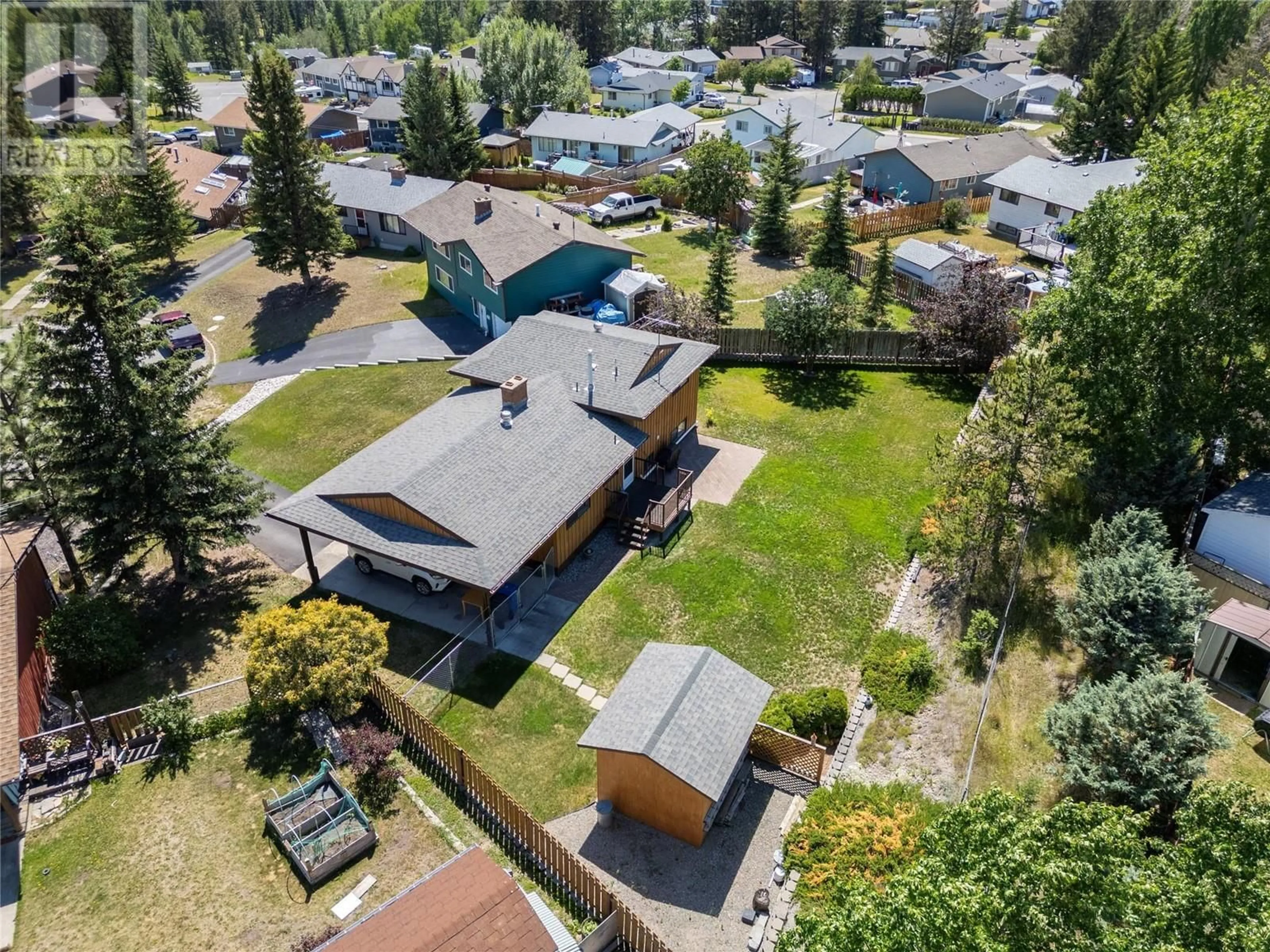 A pic from outside/outdoor area/front of a property/back of a property/a pic from drone, street for 310 CINNIBAR Court, Logan Lake British Columbia V0K1W0