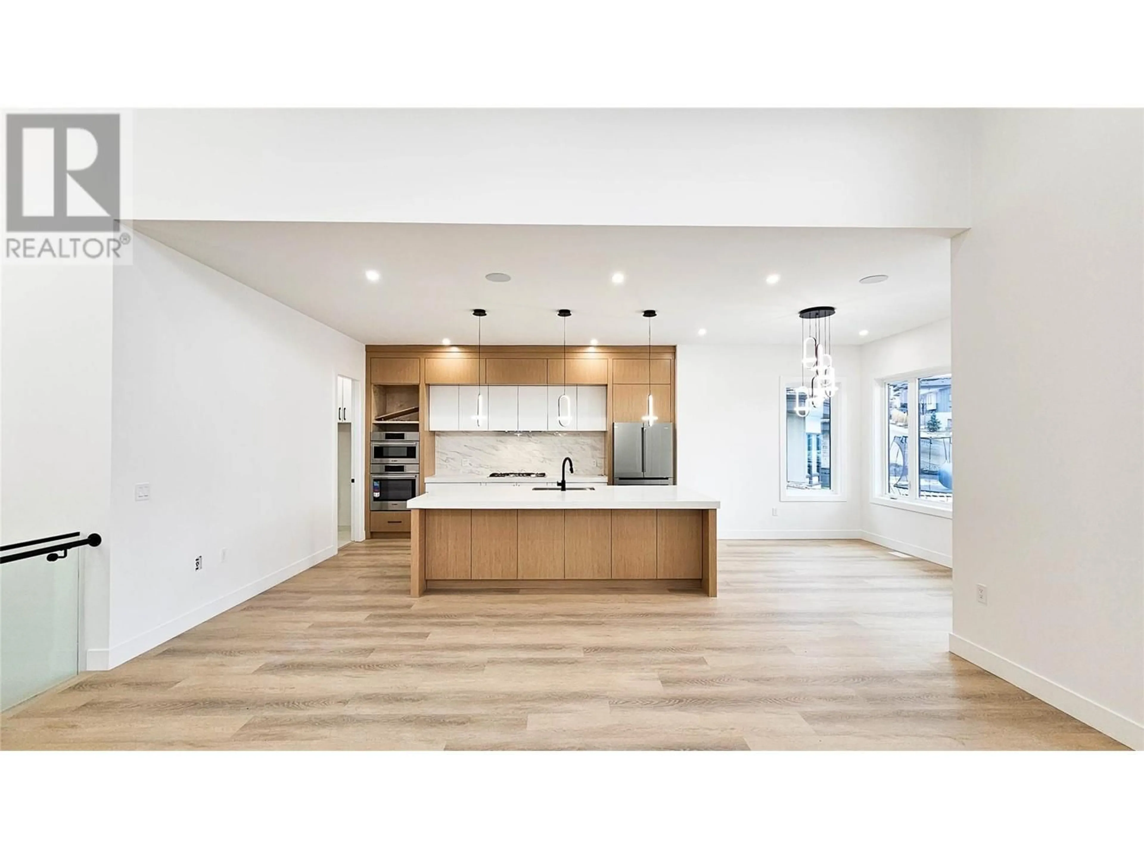 Open concept kitchen, unknown for 787 MELROSE Street, Kelowna British Columbia V1P0A8