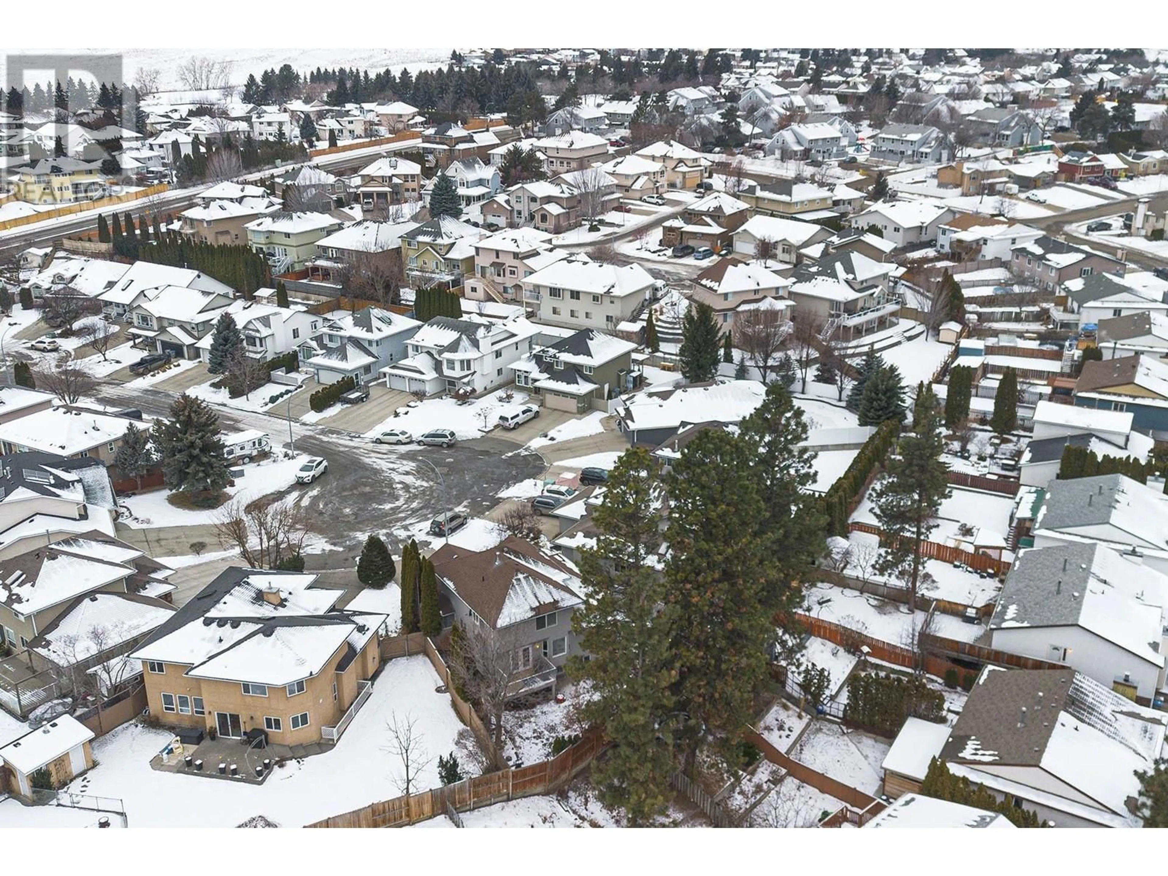 A pic from outside/outdoor area/front of a property/back of a property/a pic from drone, mountain view for 390 sunhill Court, Kamloops British Columbia V2E2P4