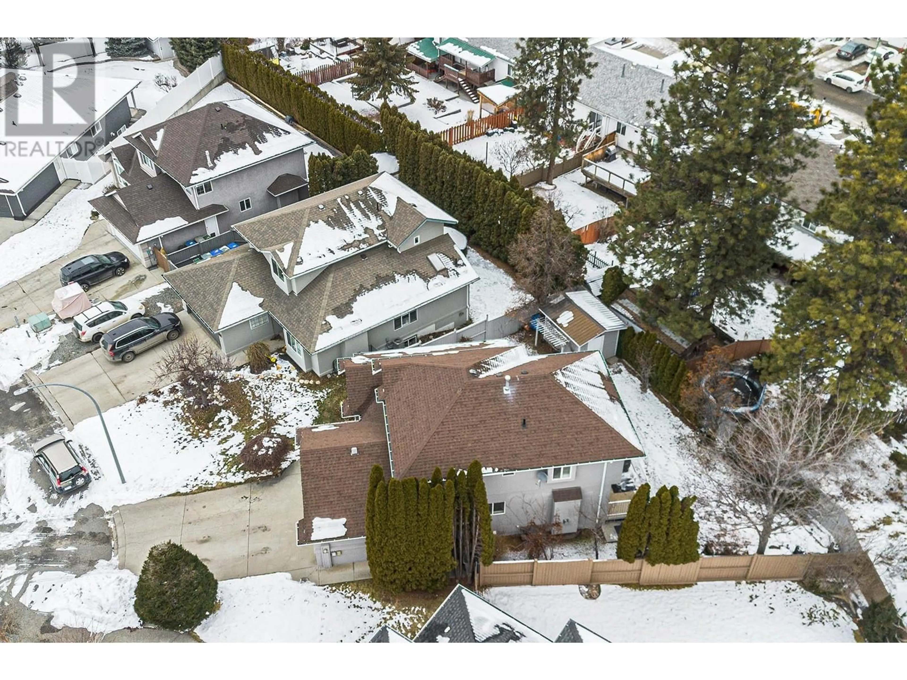 A pic from outside/outdoor area/front of a property/back of a property/a pic from drone, street for 390 sunhill Court, Kamloops British Columbia V2E2P4