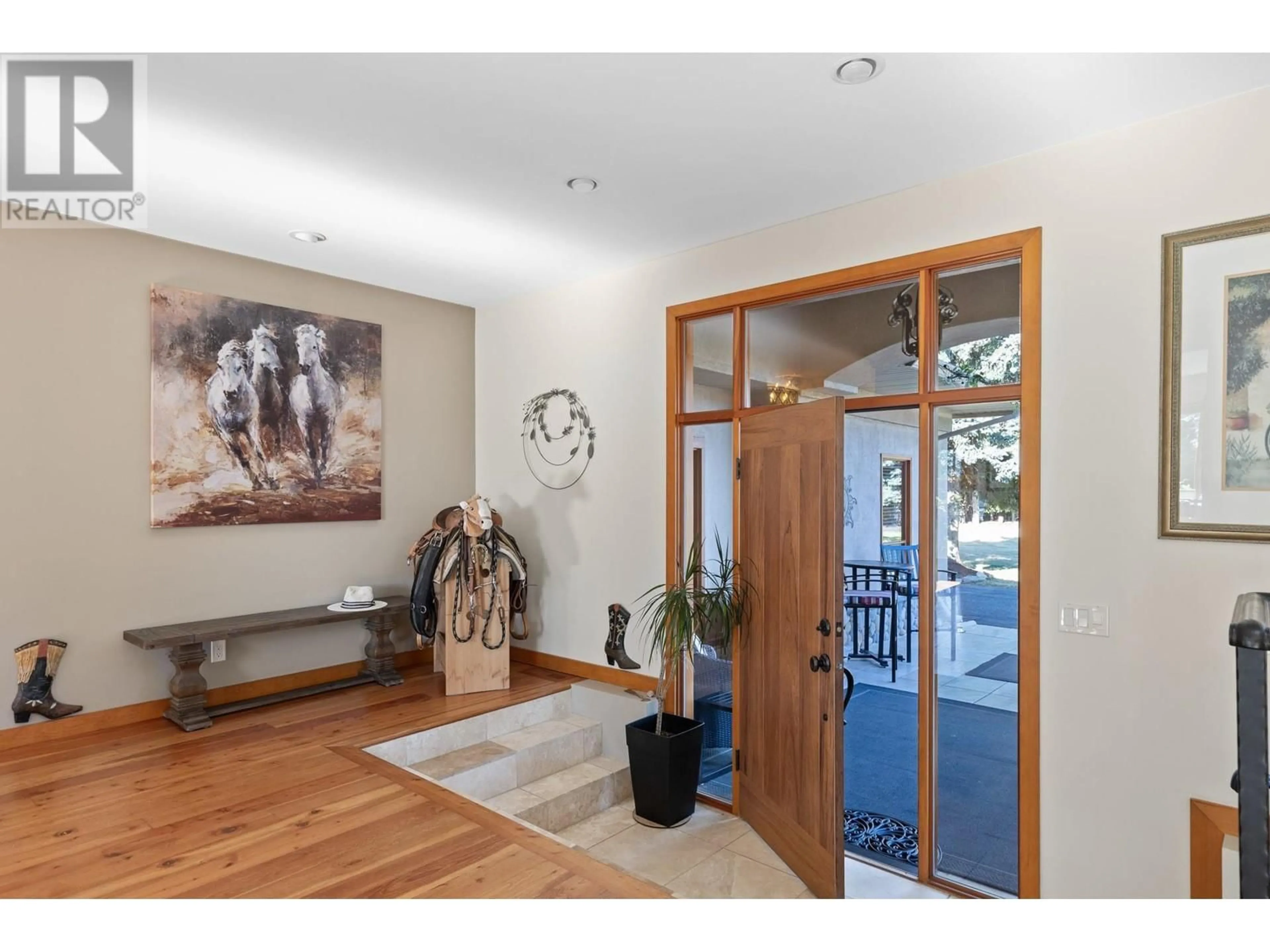 Indoor entryway for 2465 Harmon Road, West Kelowna British Columbia V1Z2C1