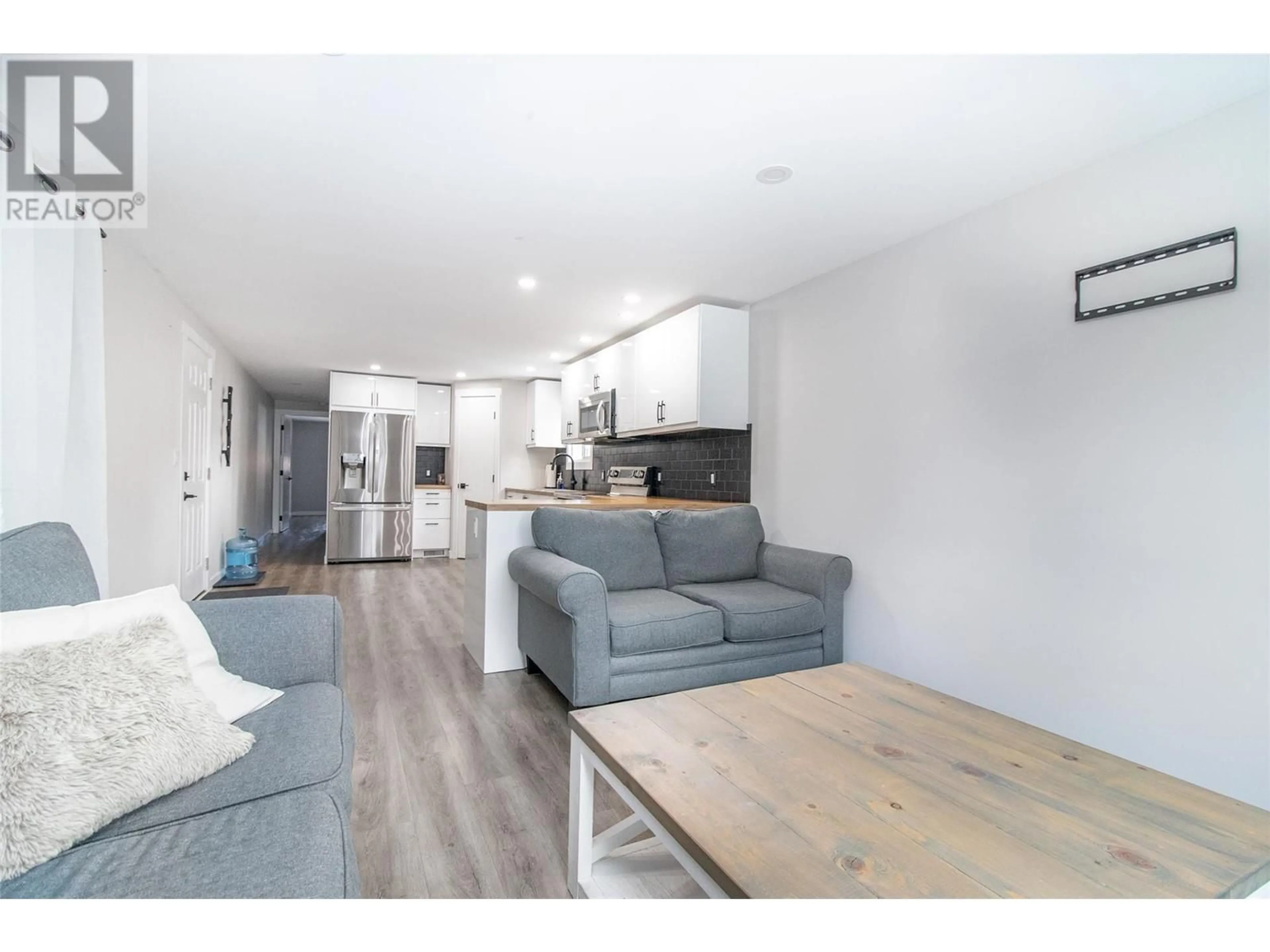 Living room with furniture, unknown for 41 - 2065 BOUCHERIE ROAD, West Kelowna British Columbia V4T2A8