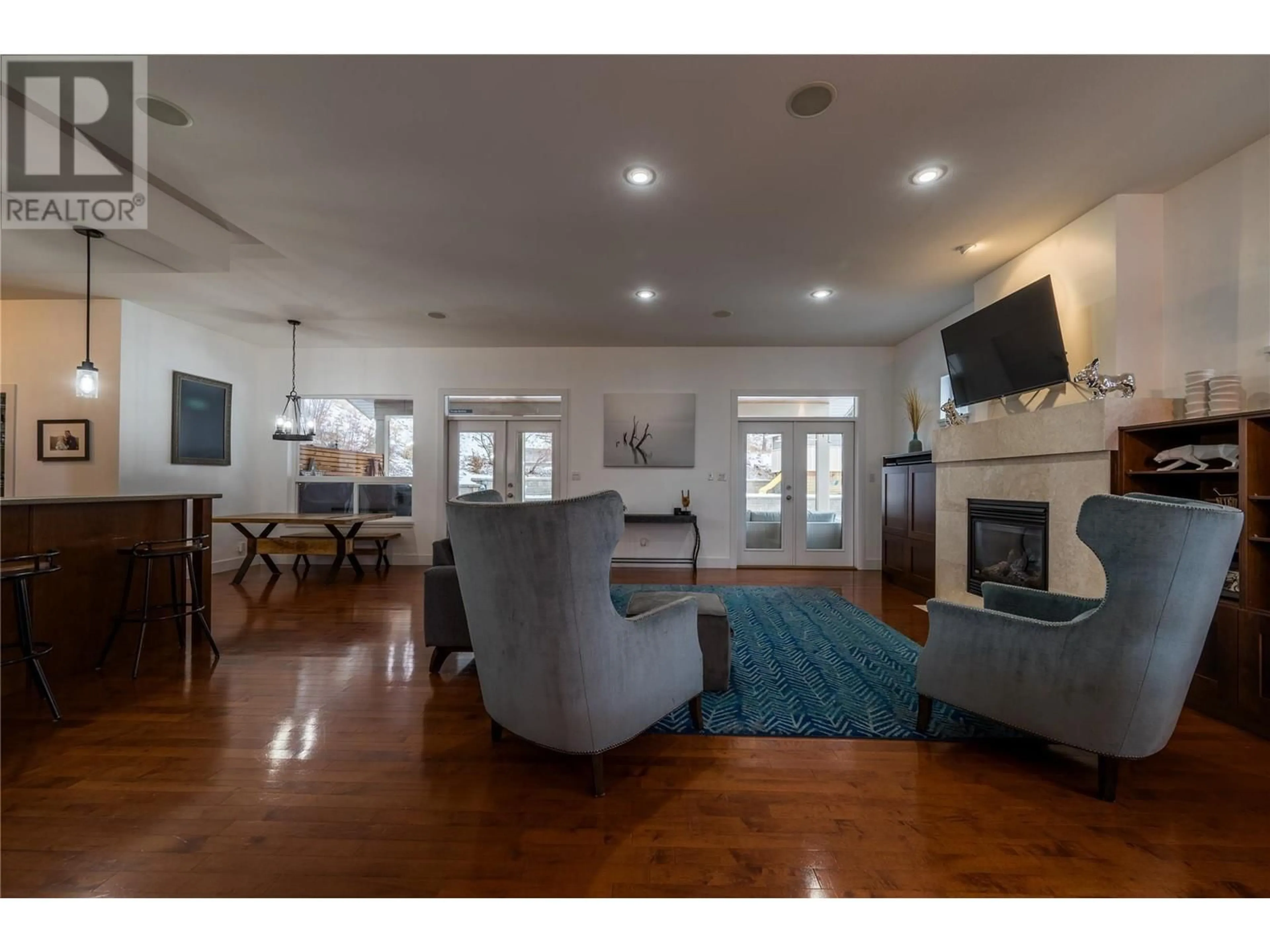 Living room with furniture, unknown for 3036 Kicking Horse Drive, Kamloops British Columbia V2E2T6