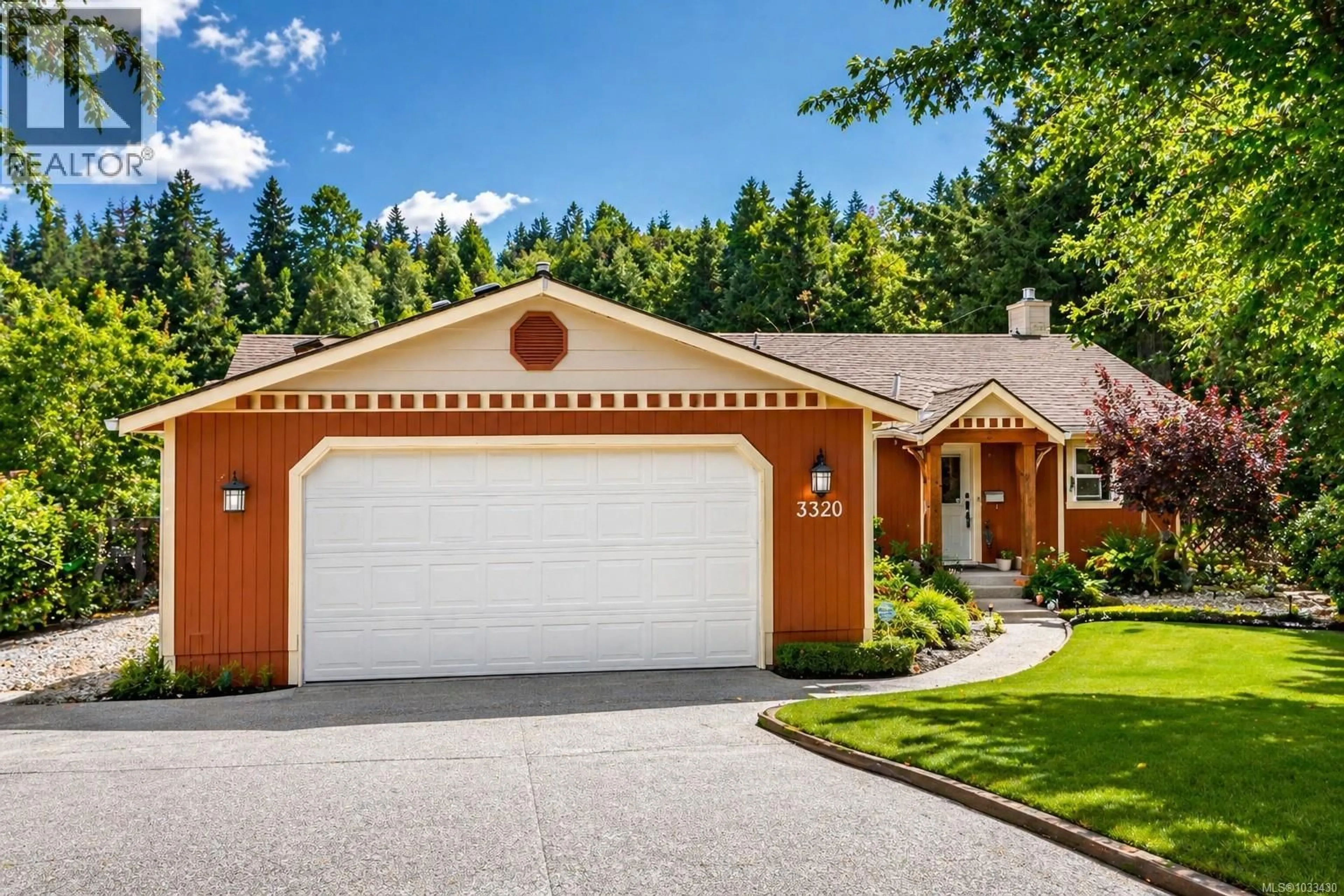 Home with vinyl exterior material, street for 3320 HICKMAN PLACE, Nanaimo British Columbia V9T3Y1