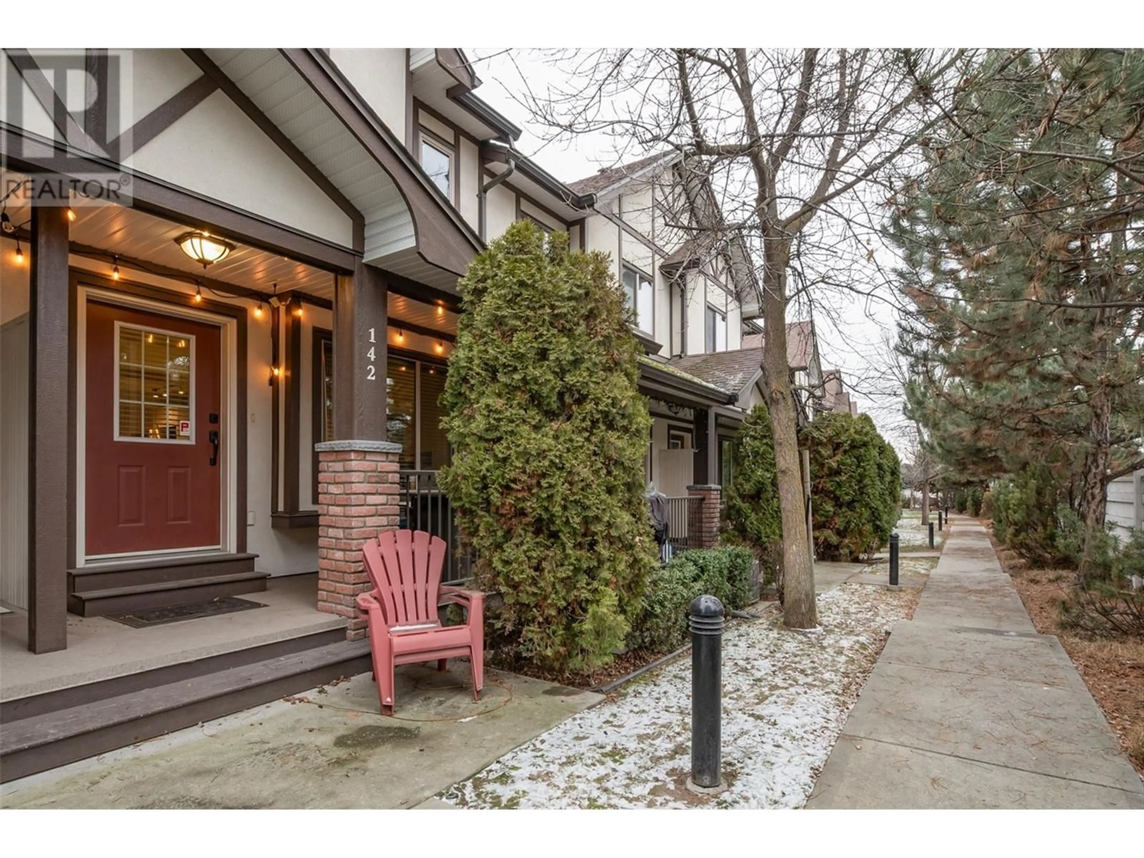 Patio, street for 142 - 1651 LYNRICK ROAD, Kelowna British Columbia V1P1R4