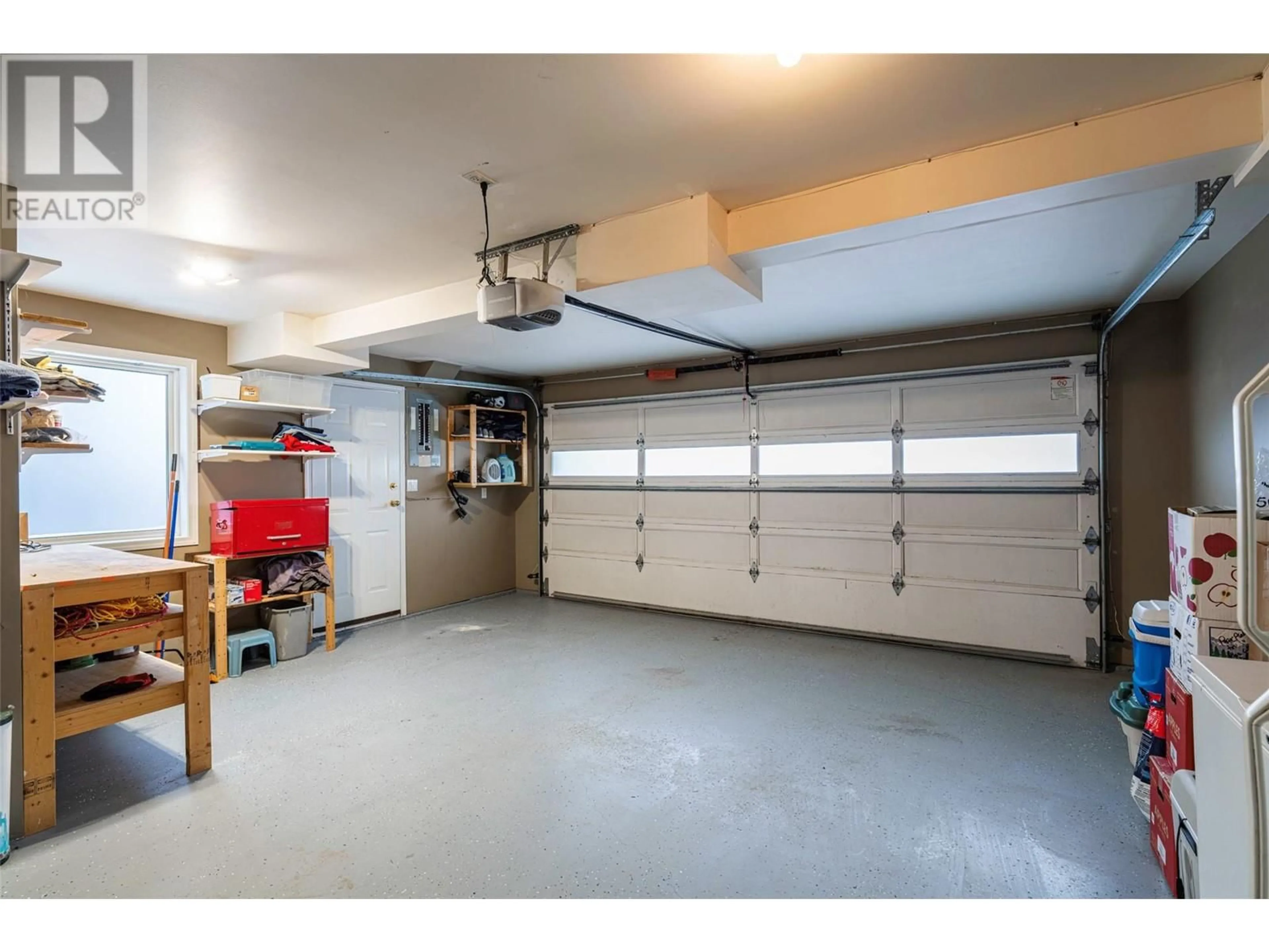 Indoor garage for 6769 FOOTHILLS DRIVE, Vernon British Columbia V1B2Y3