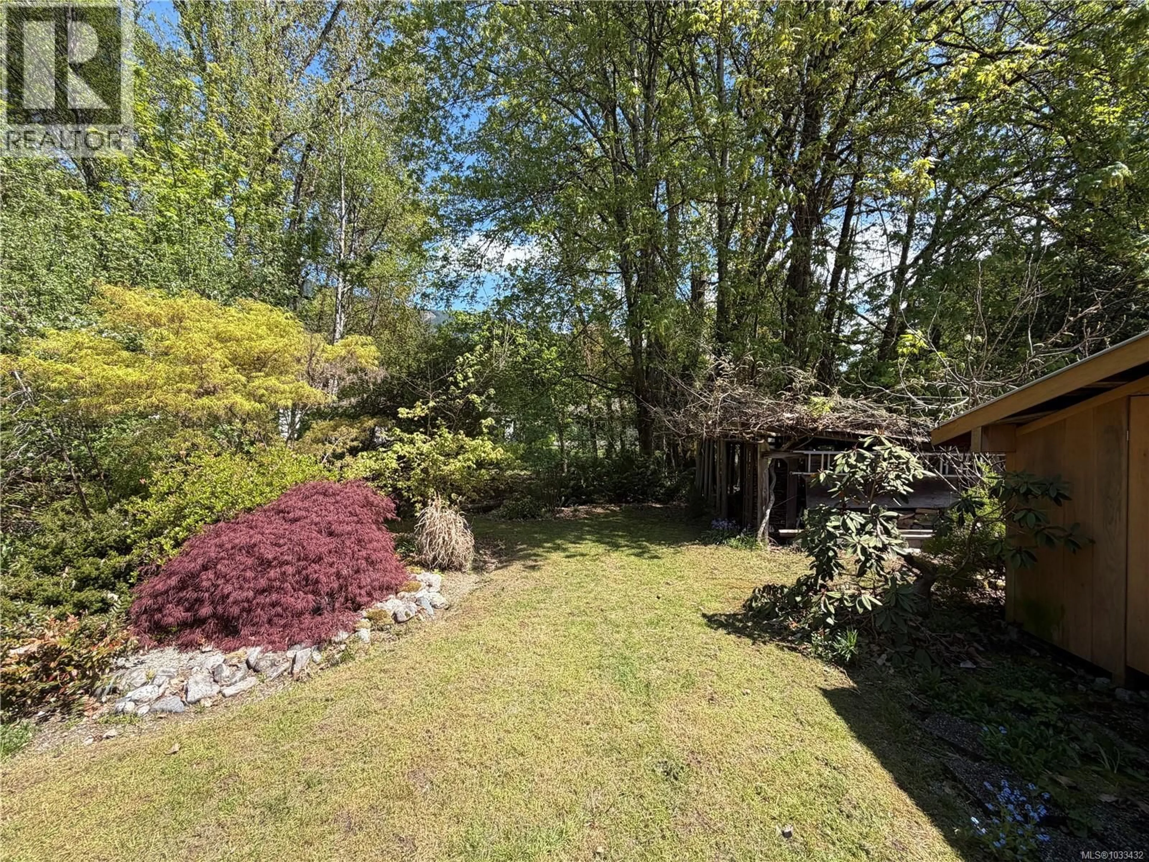 A pic from outside/outdoor area/front of a property/back of a property/a pic from drone, forest/trees view for 7207 ROCKLAND ROAD, Lake Cowichan British Columbia V0R2G0