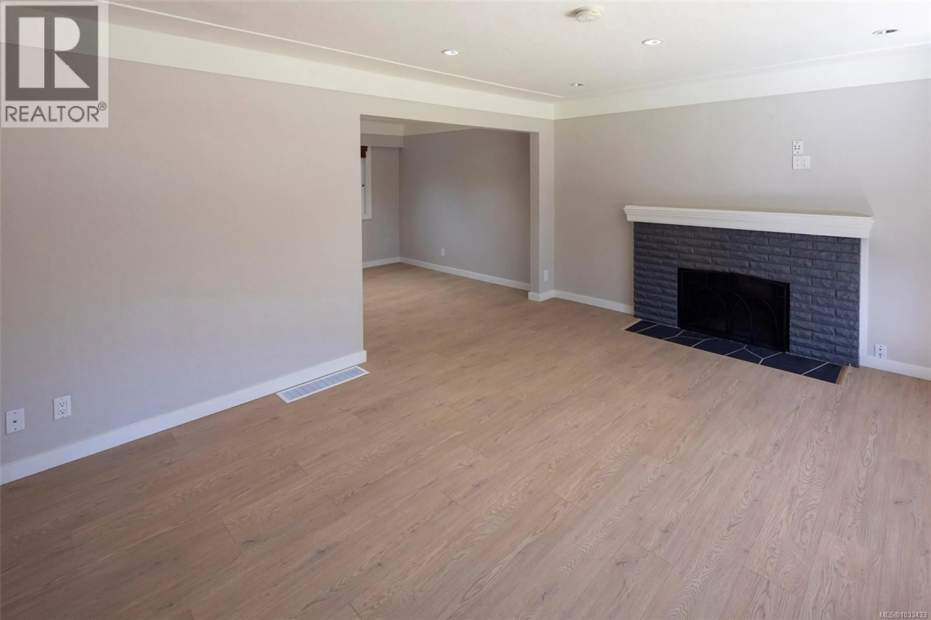 A pic of a room for 598 CEDARCREST DRIVE, Colwood British Columbia V9C1M3