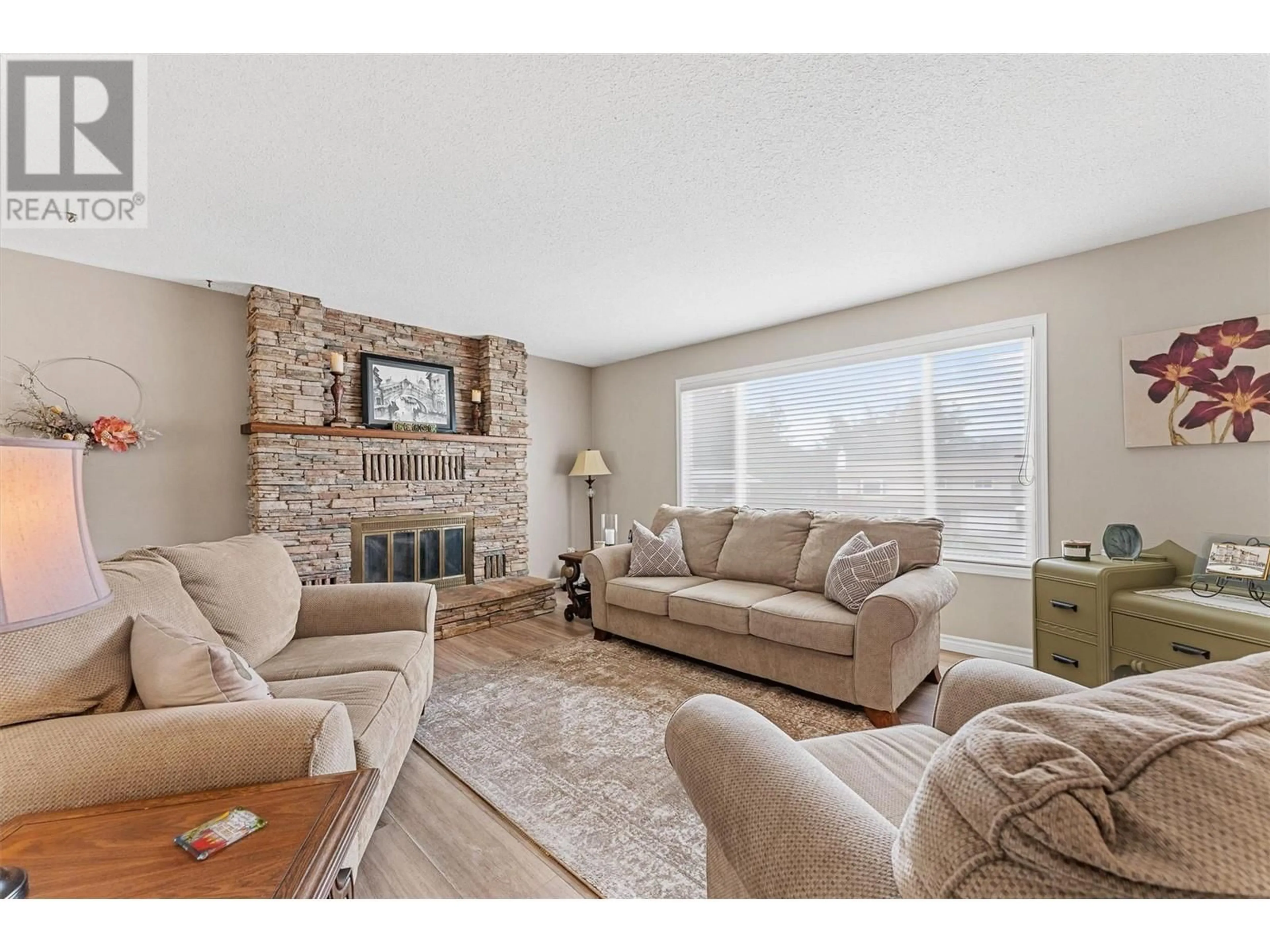 Living room with furniture, unknown for 1269 MARLYN COURT, West Kelowna British Columbia V1Z3A5