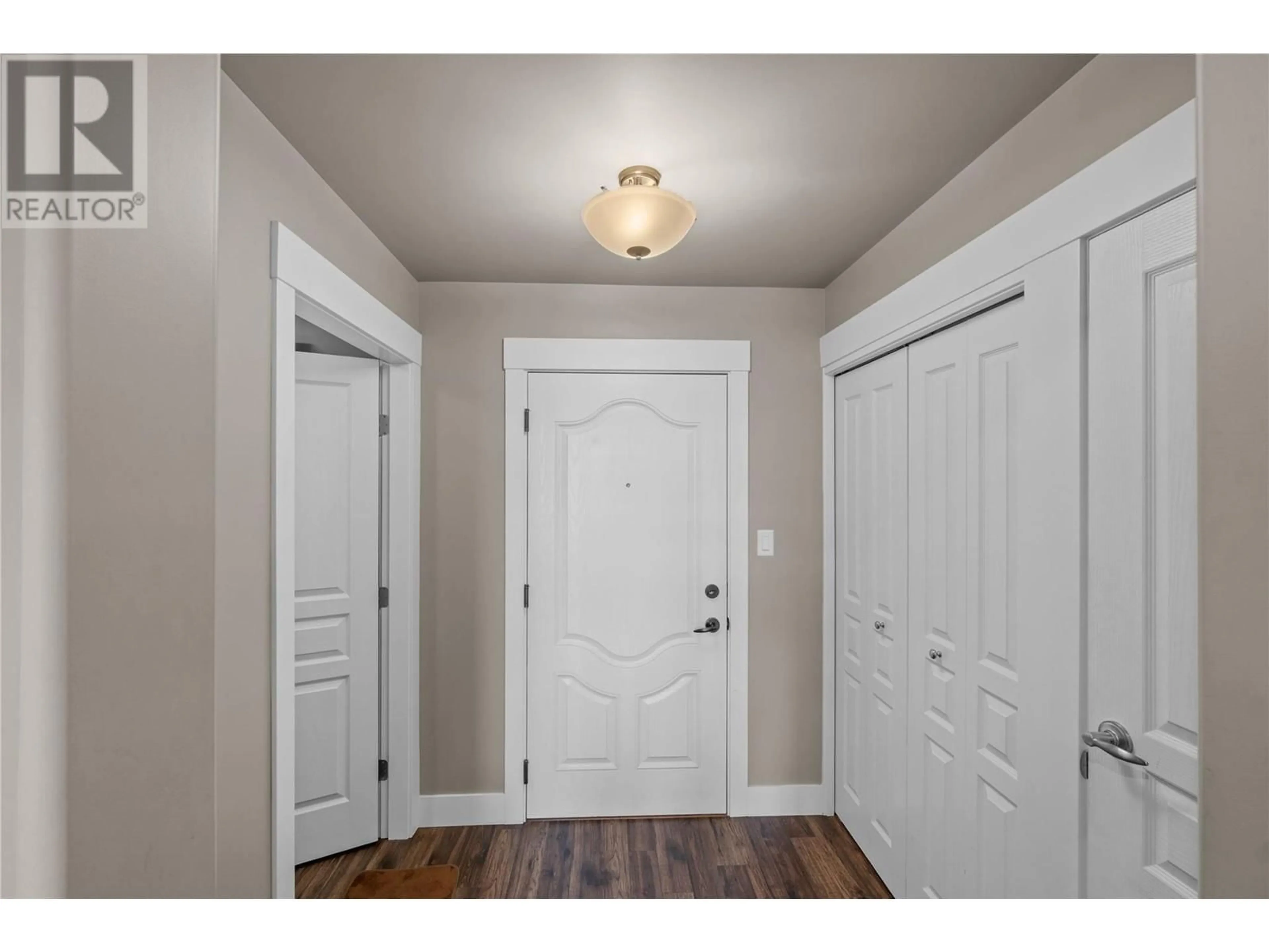 Indoor entryway for 765 MCGILL Road Unit# 404, Kamloops British Columbia V2C0B7