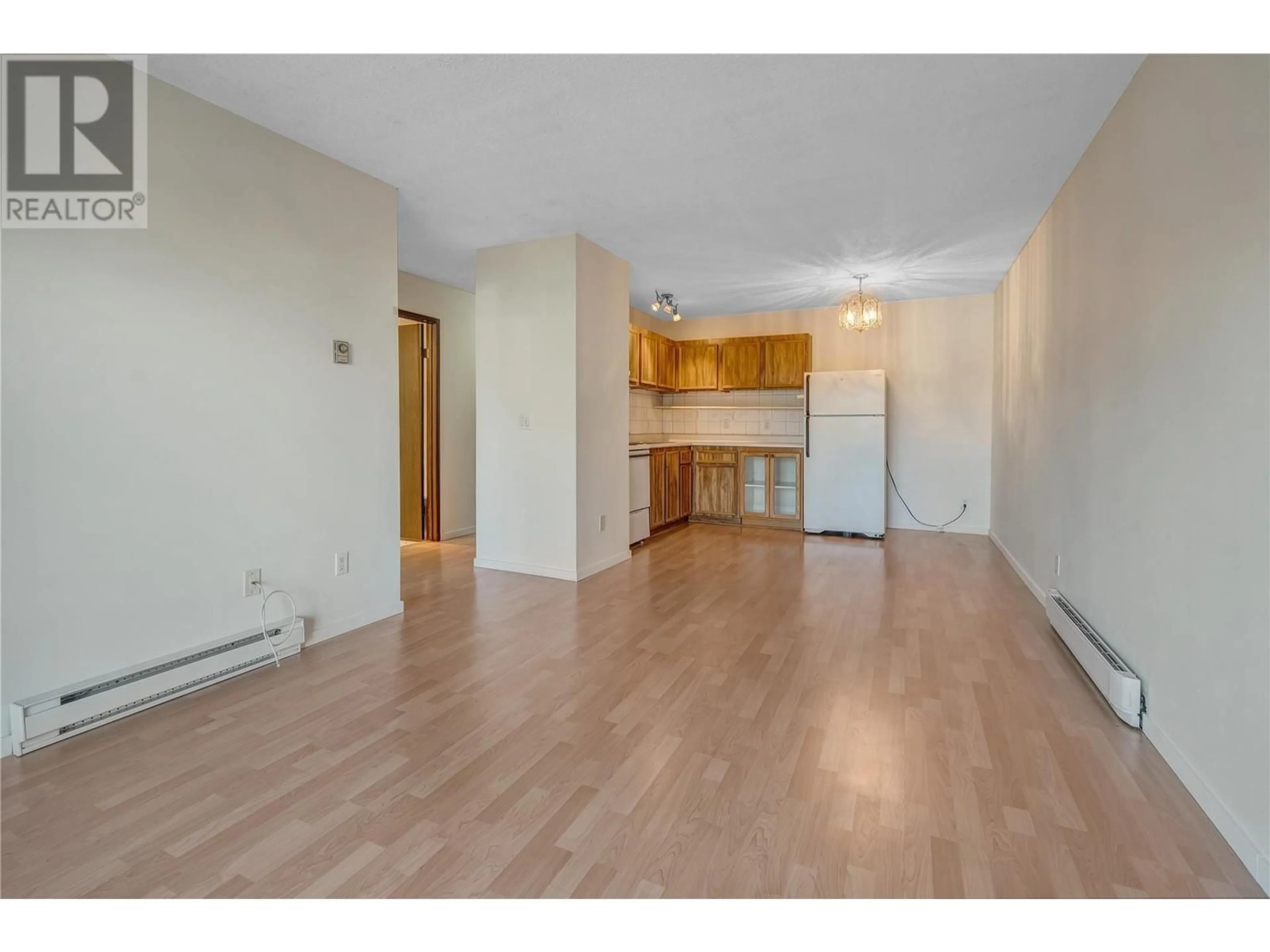A pic of a room for 311 - 130 SKAHA PLACE, Penticton British Columbia V2A7J6