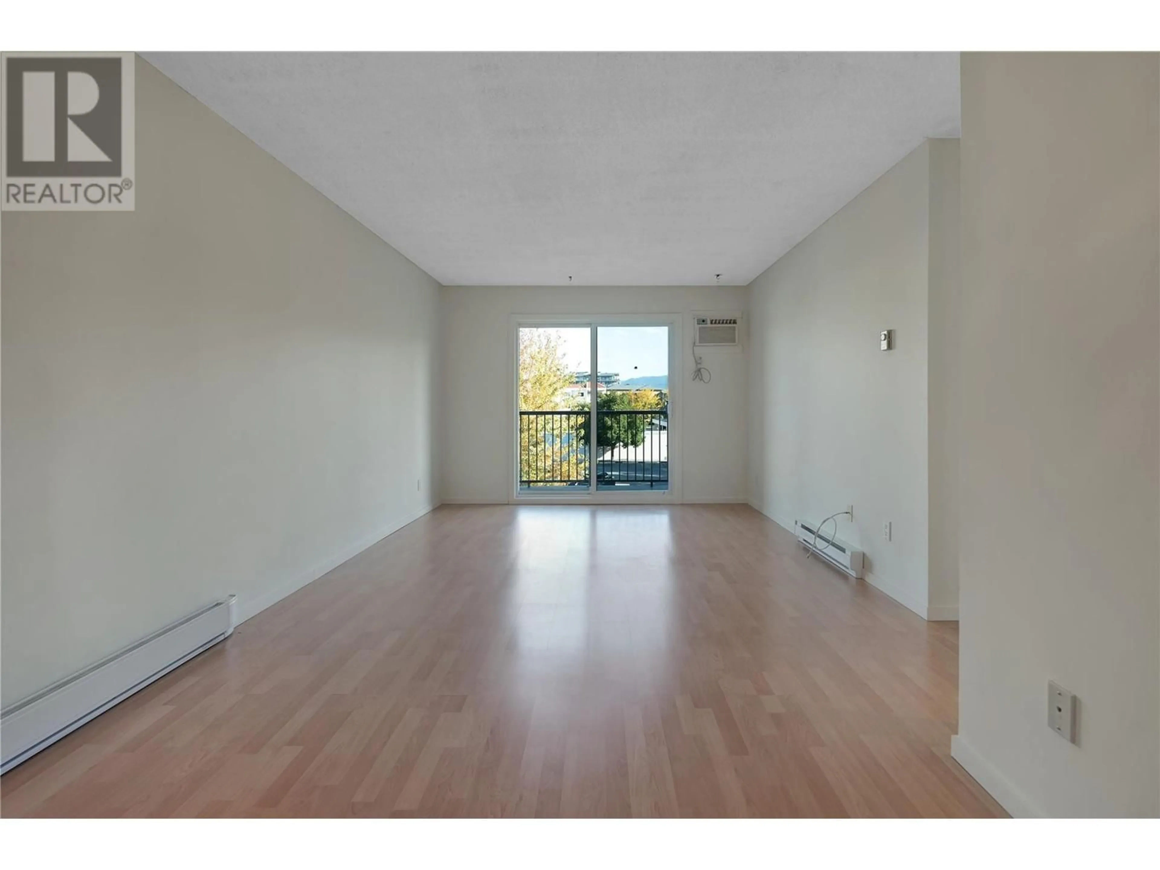 A pic of a room for 311 - 130 SKAHA PLACE, Penticton British Columbia V2A7J6