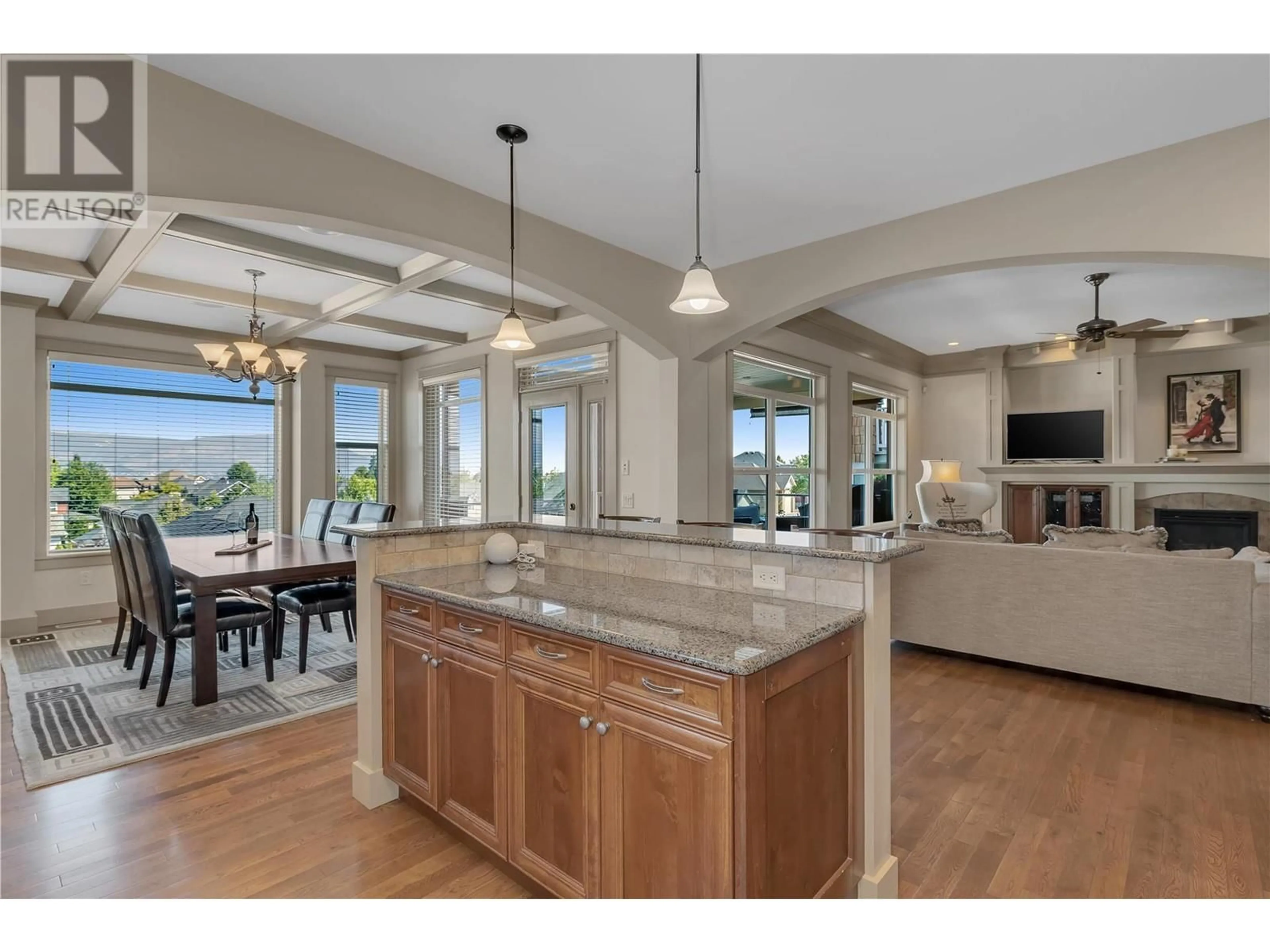 Open concept kitchen, unknown for 5452 South Perimeter Way, Kelowna British Columbia V1W5C6