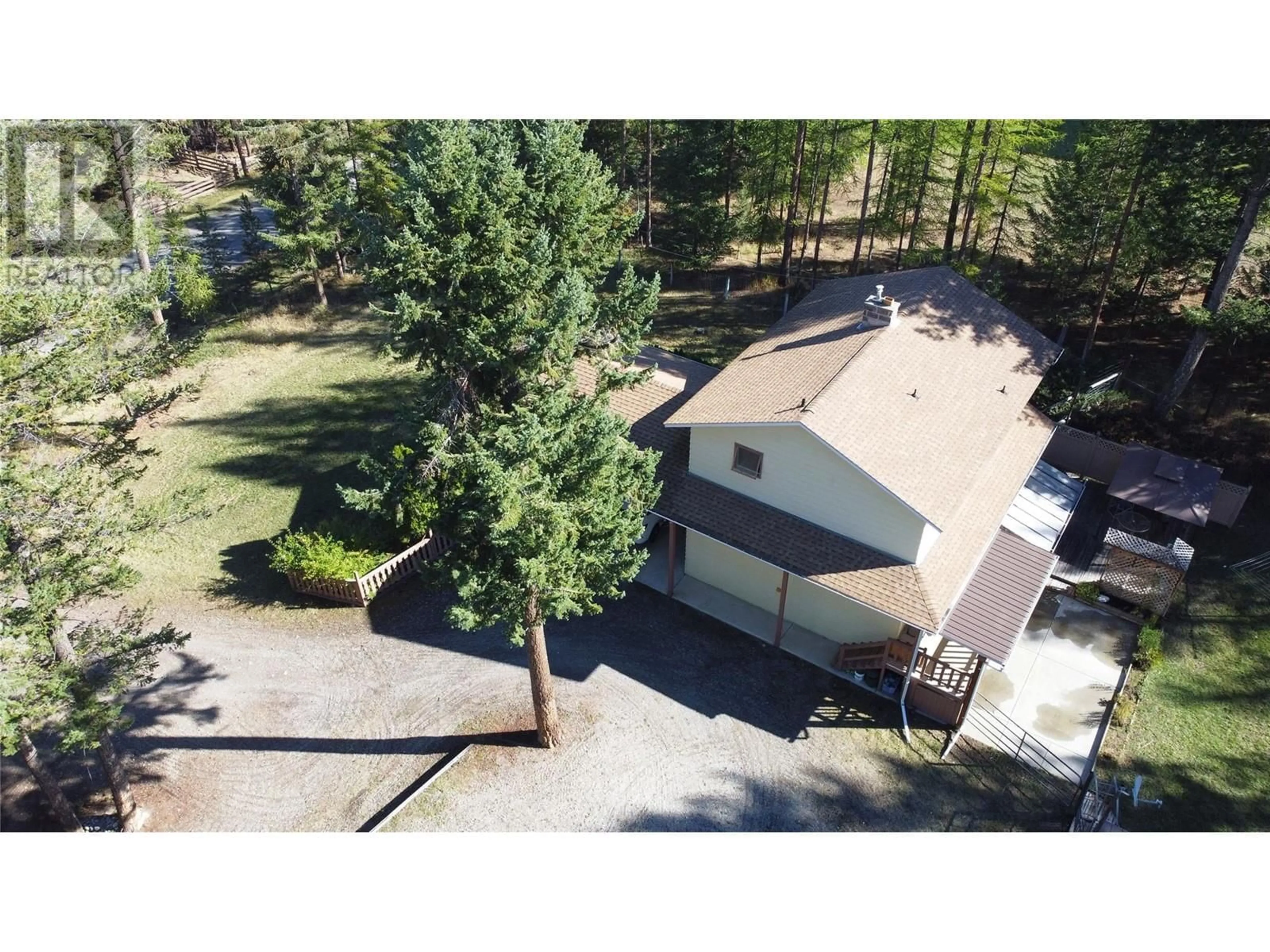 A pic from outside/outdoor area/front of a property/back of a property/a pic from drone, unknown for 3605 53rd Street S, Cranbrook British Columbia V1C7A3