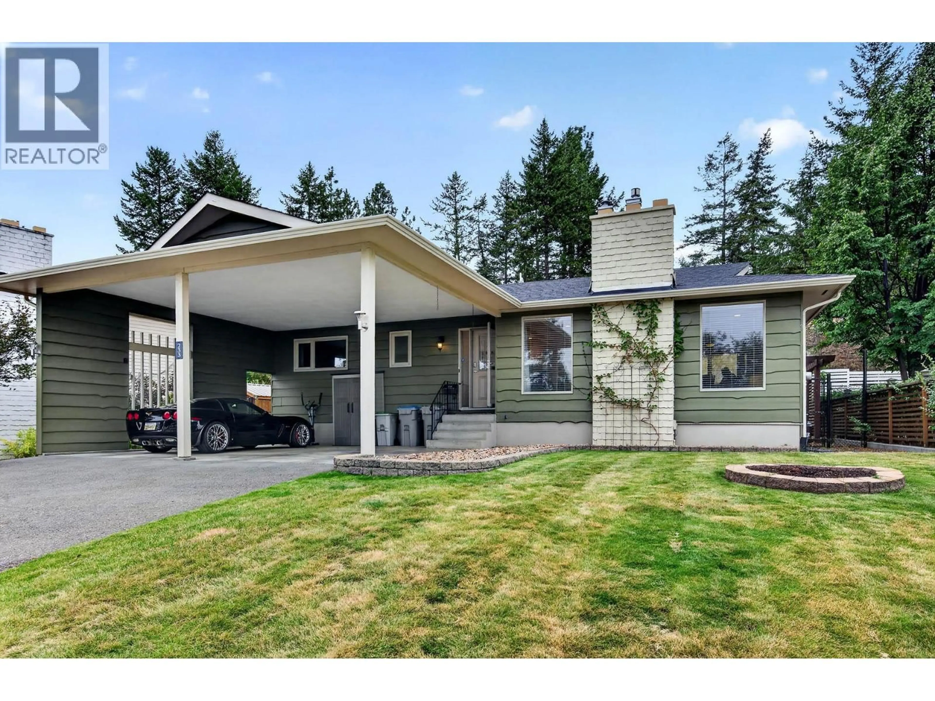 Home with vinyl exterior material, street for 233 MONMOUTH DRIVE, Kamloops British Columbia V2E1L9