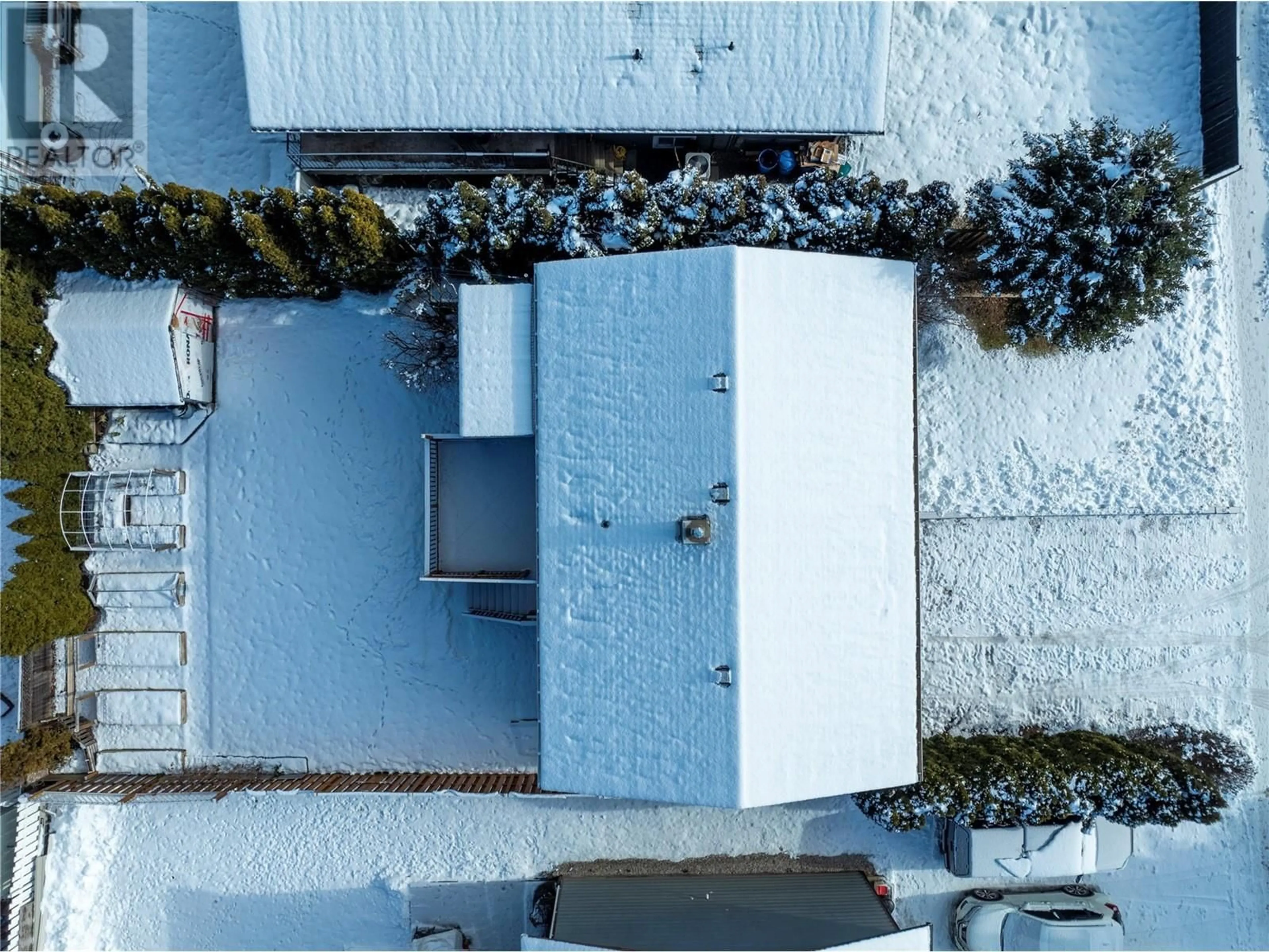 A pic from outside/outdoor area/front of a property/back of a property/a pic from drone, building for 4651 71 AVENUE NORTHEAST, Salmon Arm British Columbia V0E1K0