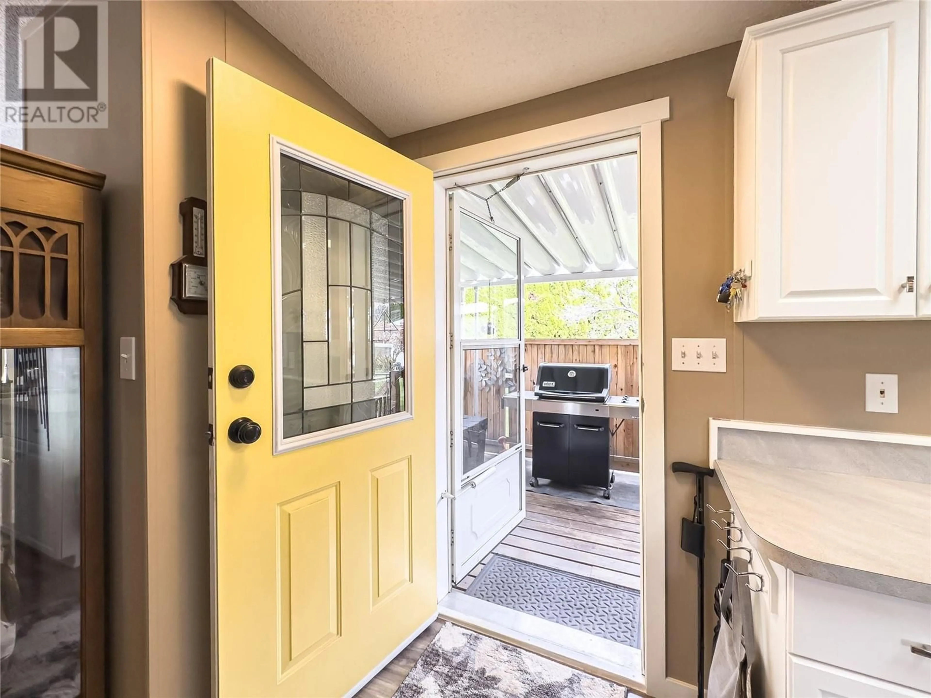 Indoor entryway for 2401 Ord Road Unit# 34, Kamloops British Columbia V2B7V8