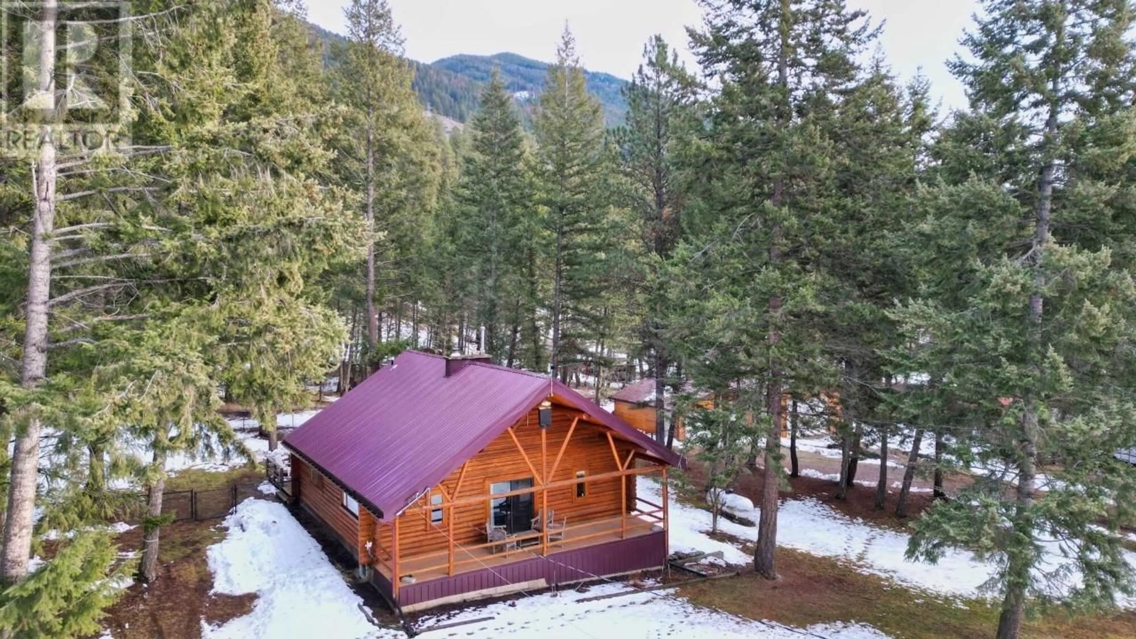 A pic from outside/outdoor area/front of a property/back of a property/a pic from drone, mountain view for 6552-6556 MCDONALD LOOP ROAD, Grasmere British Columbia V0B1R0